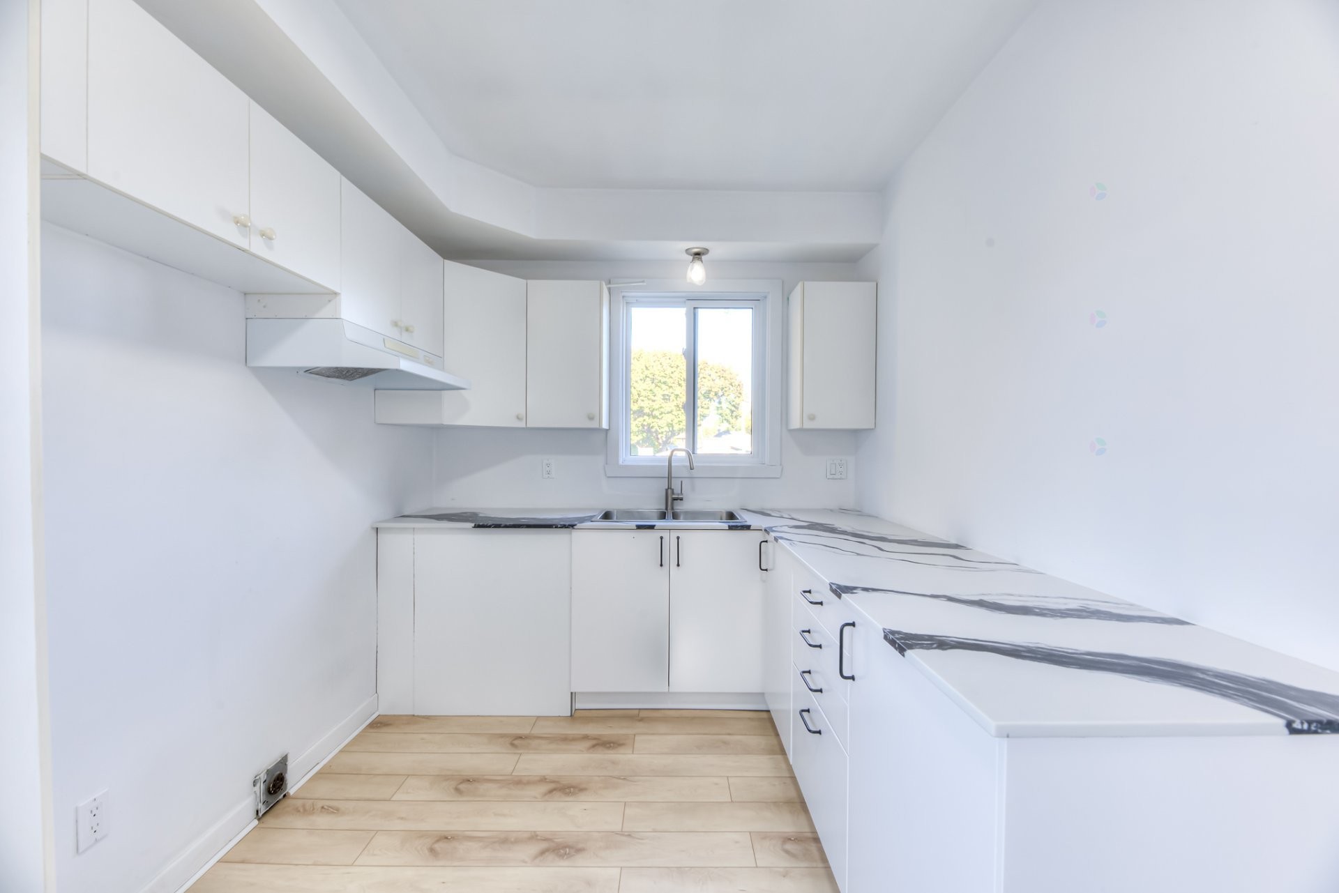 









20


Boul. Goineau

,
Laval (Pont-Viau),




QC
H7G3M7

