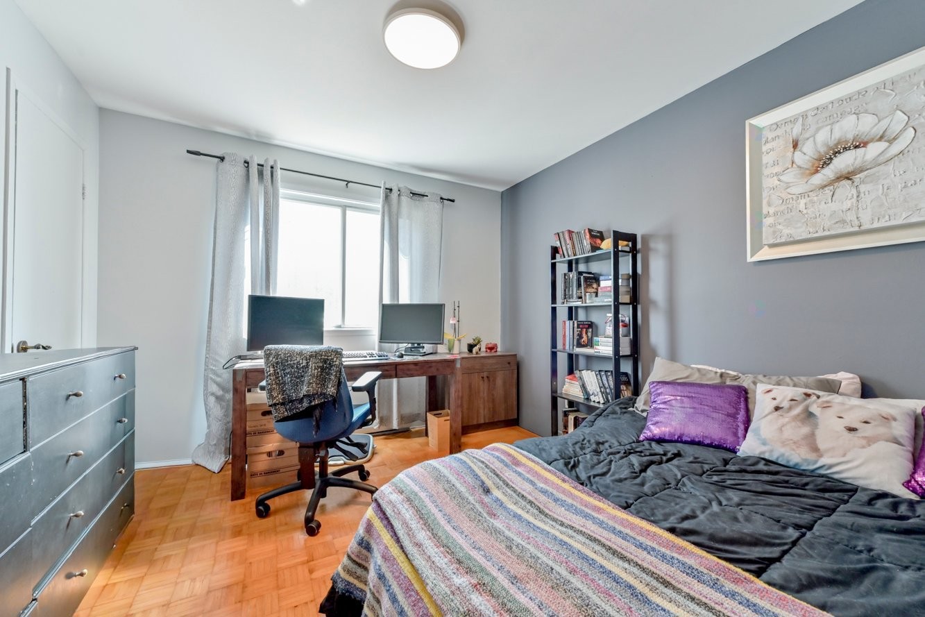 









2985

 - 2989


Rue Belcourt

,
Longueuil (Le Vieux-Longueuil),




QC
J4M1Z9


