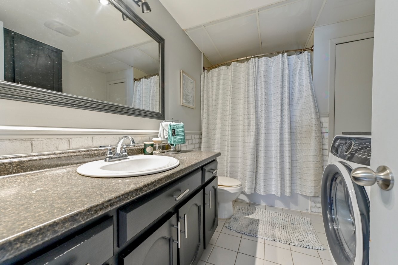 









2985

 - 2989


Rue Belcourt

,
Longueuil (Le Vieux-Longueuil),




QC
J4M1Z9

