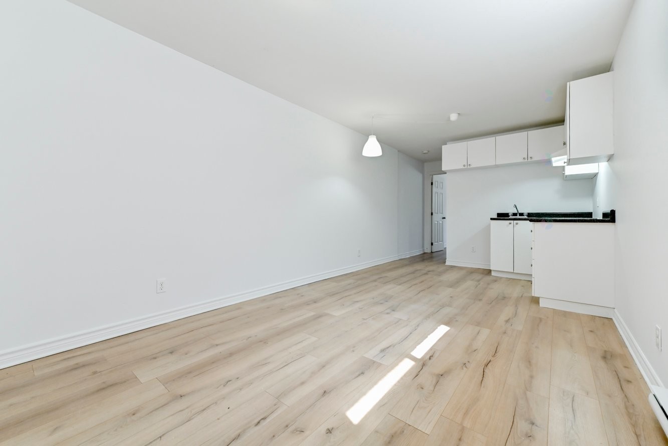 









2985

 - 2989


Rue Belcourt

,
Longueuil (Le Vieux-Longueuil),




QC
J4M1Z9

