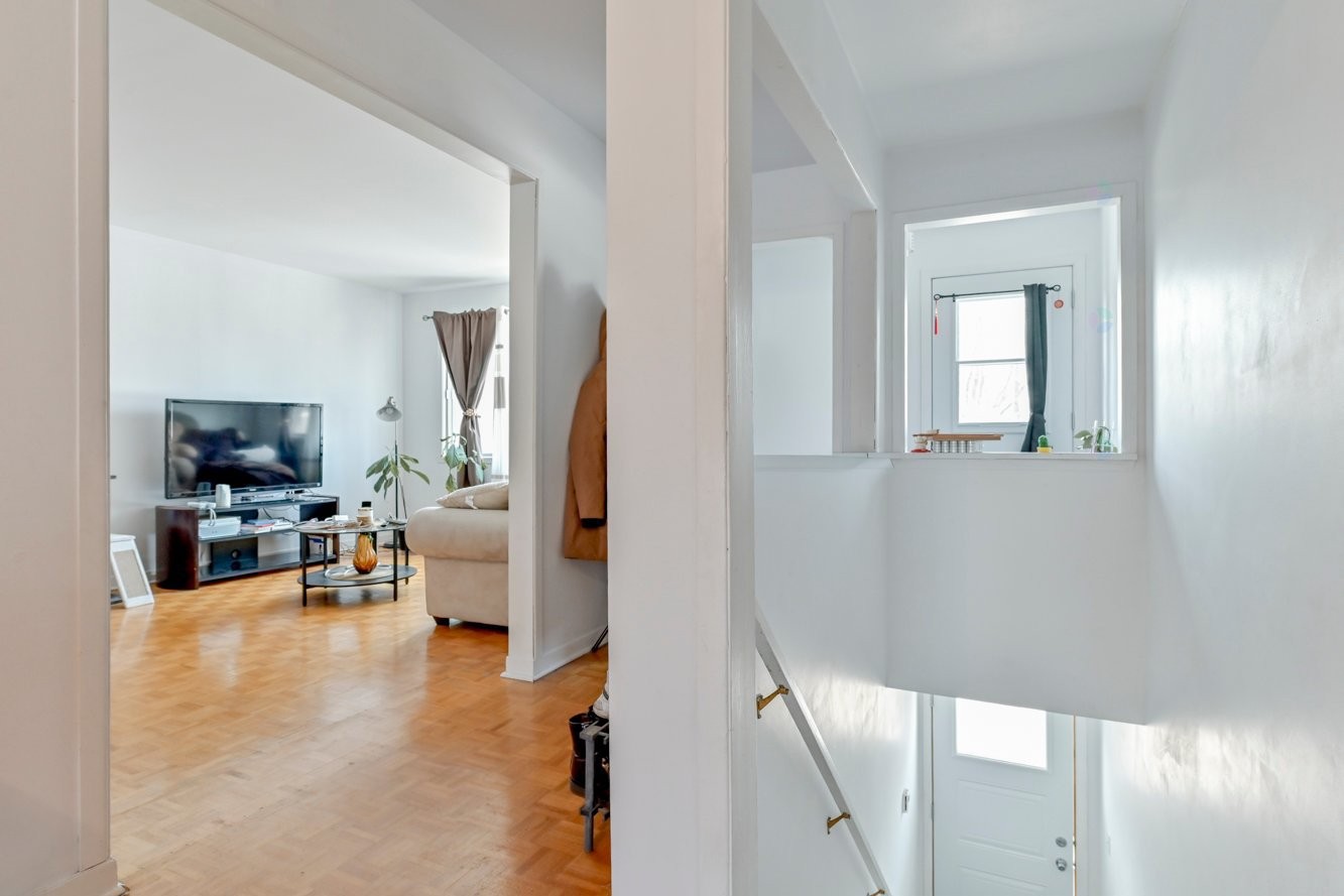 









2985

 - 2989


Rue Belcourt

,
Longueuil (Le Vieux-Longueuil),




QC
J4M1Z9

