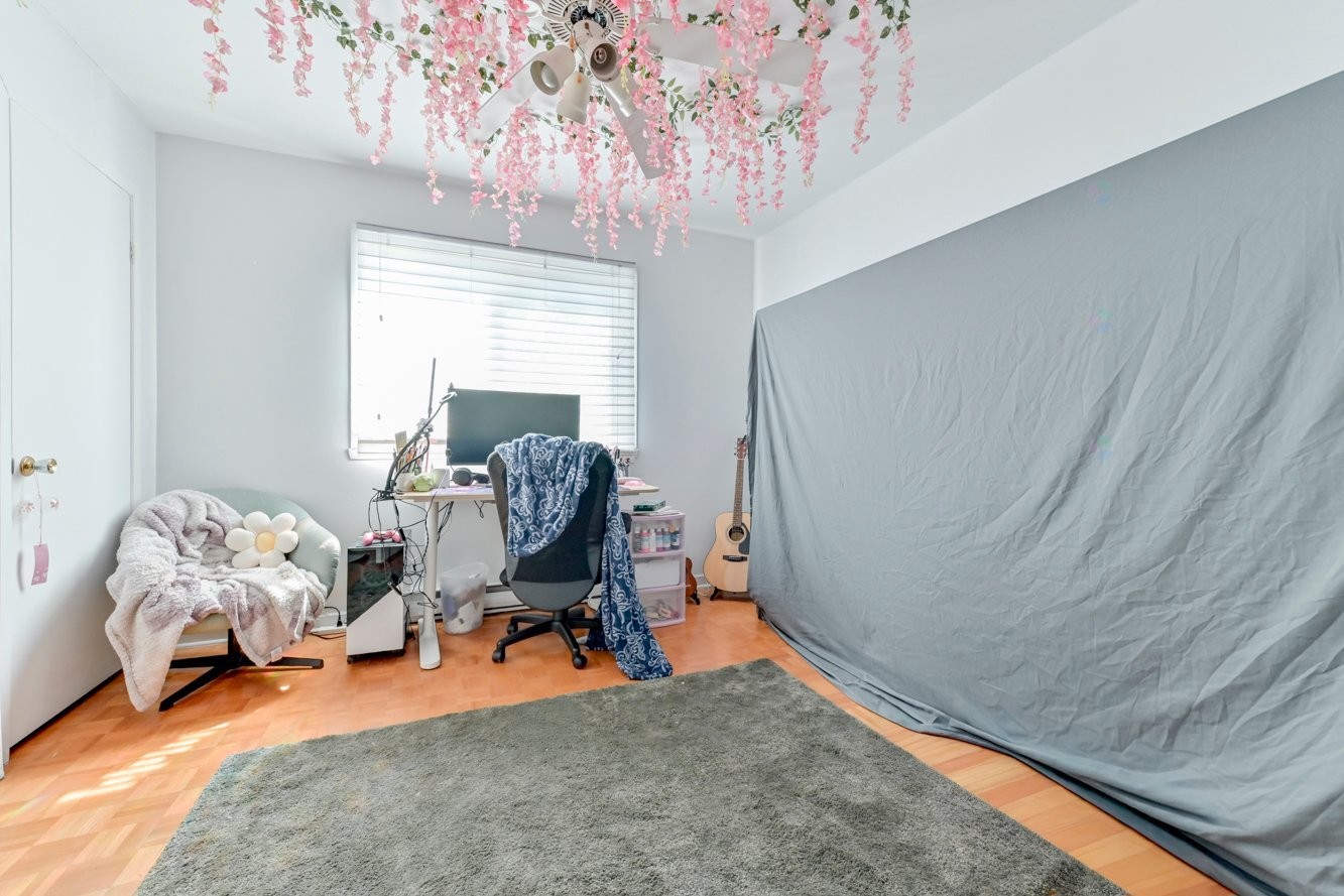 









2985

 - 2989


Rue Belcourt

,
Longueuil (Le Vieux-Longueuil),




QC
J4M1Z9

