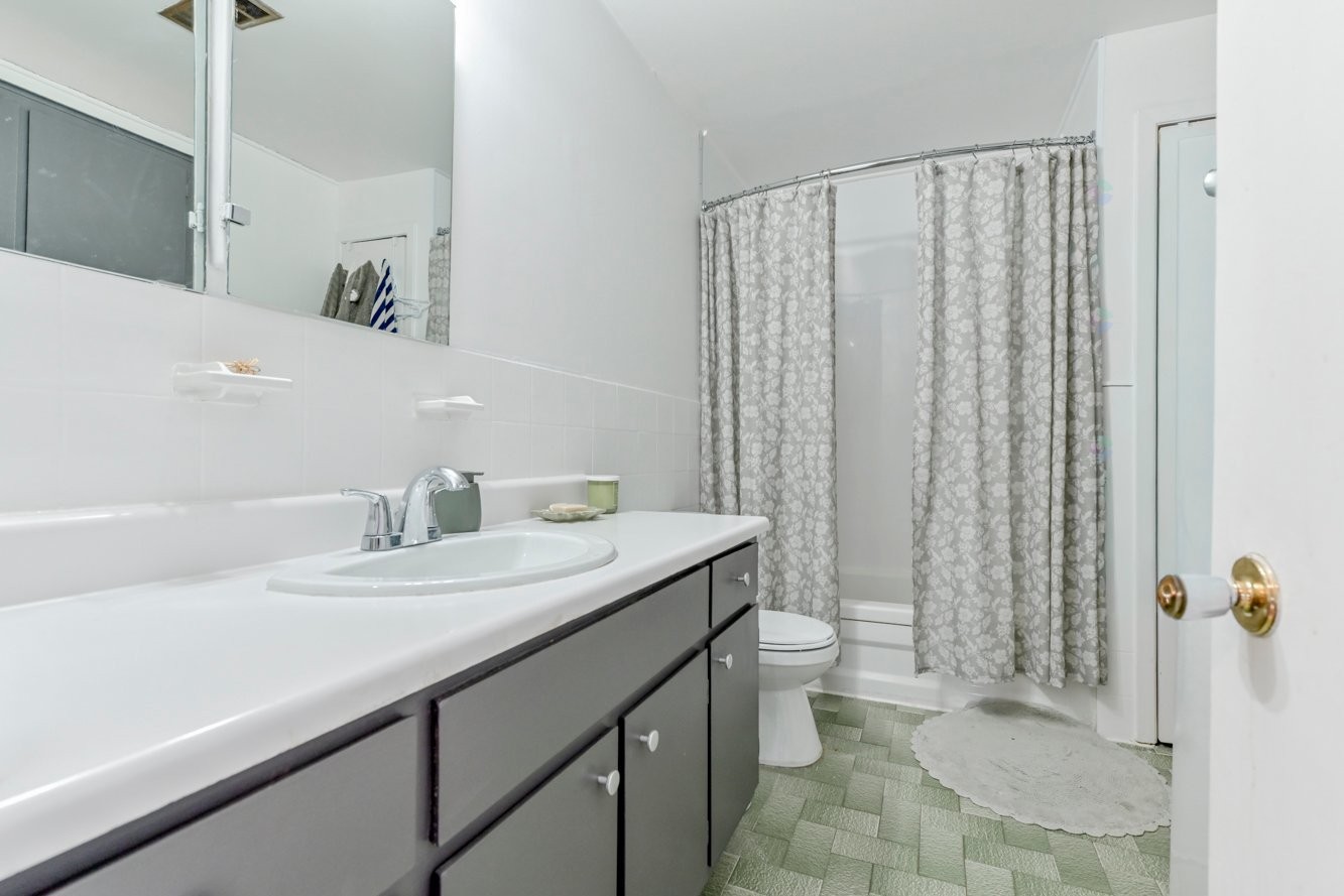 









2985

 - 2989


Rue Belcourt

,
Longueuil (Le Vieux-Longueuil),




QC
J4M1Z9


