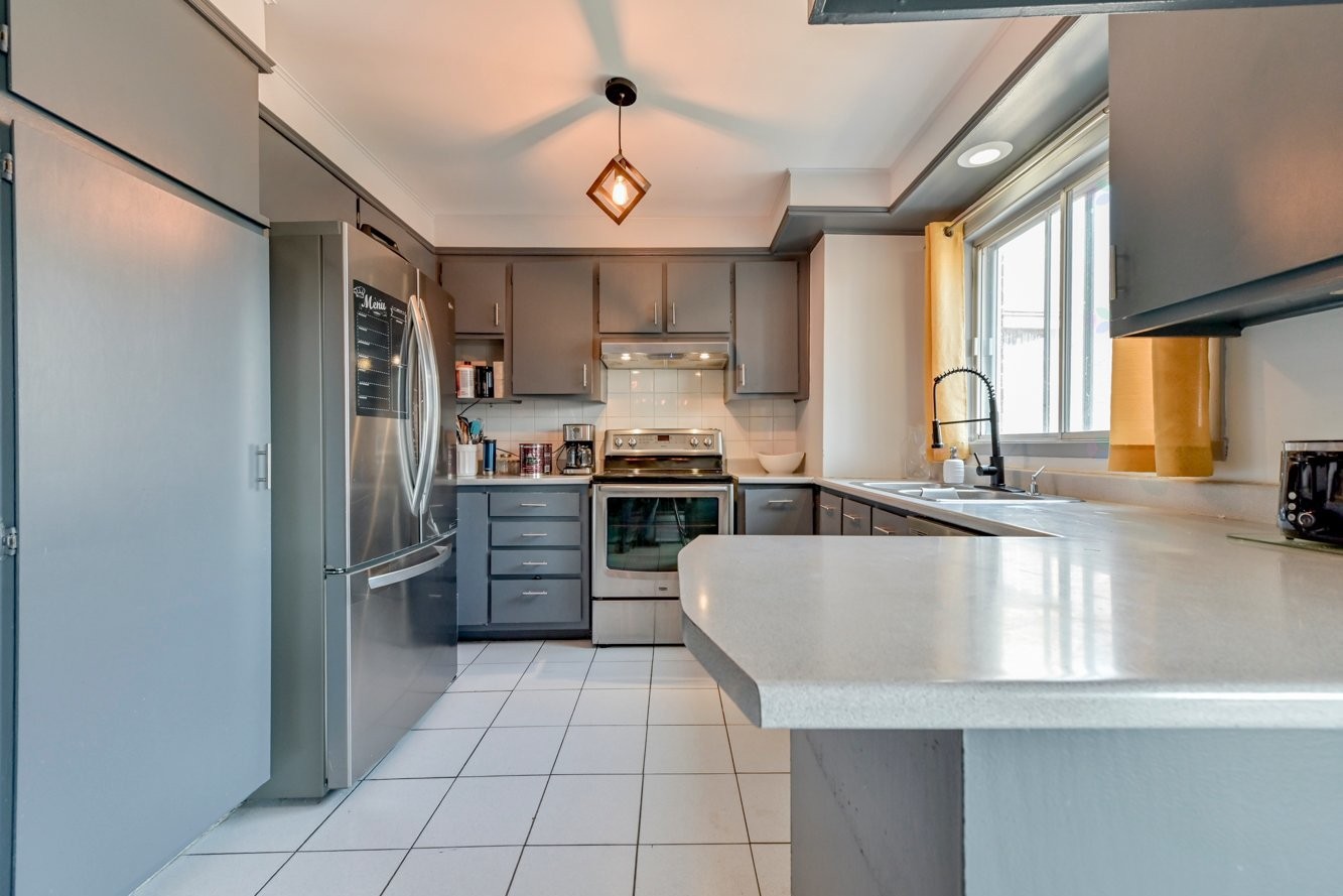 









2985

 - 2989


Rue Belcourt

,
Longueuil (Le Vieux-Longueuil),




QC
J4M1Z9

