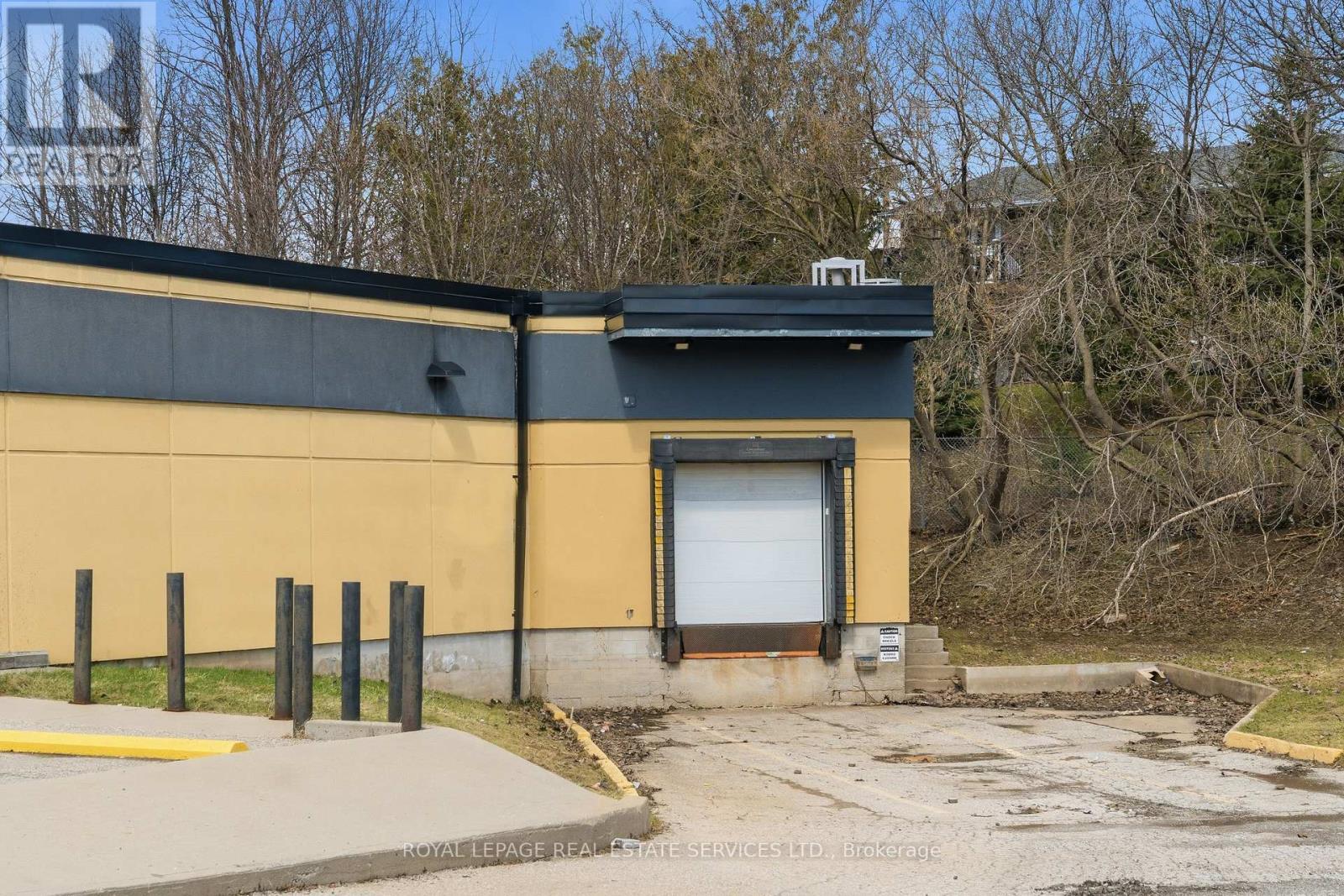 












51 MILLSIDE DRIVE

,
Milton,




Ontario
L9T1S8

