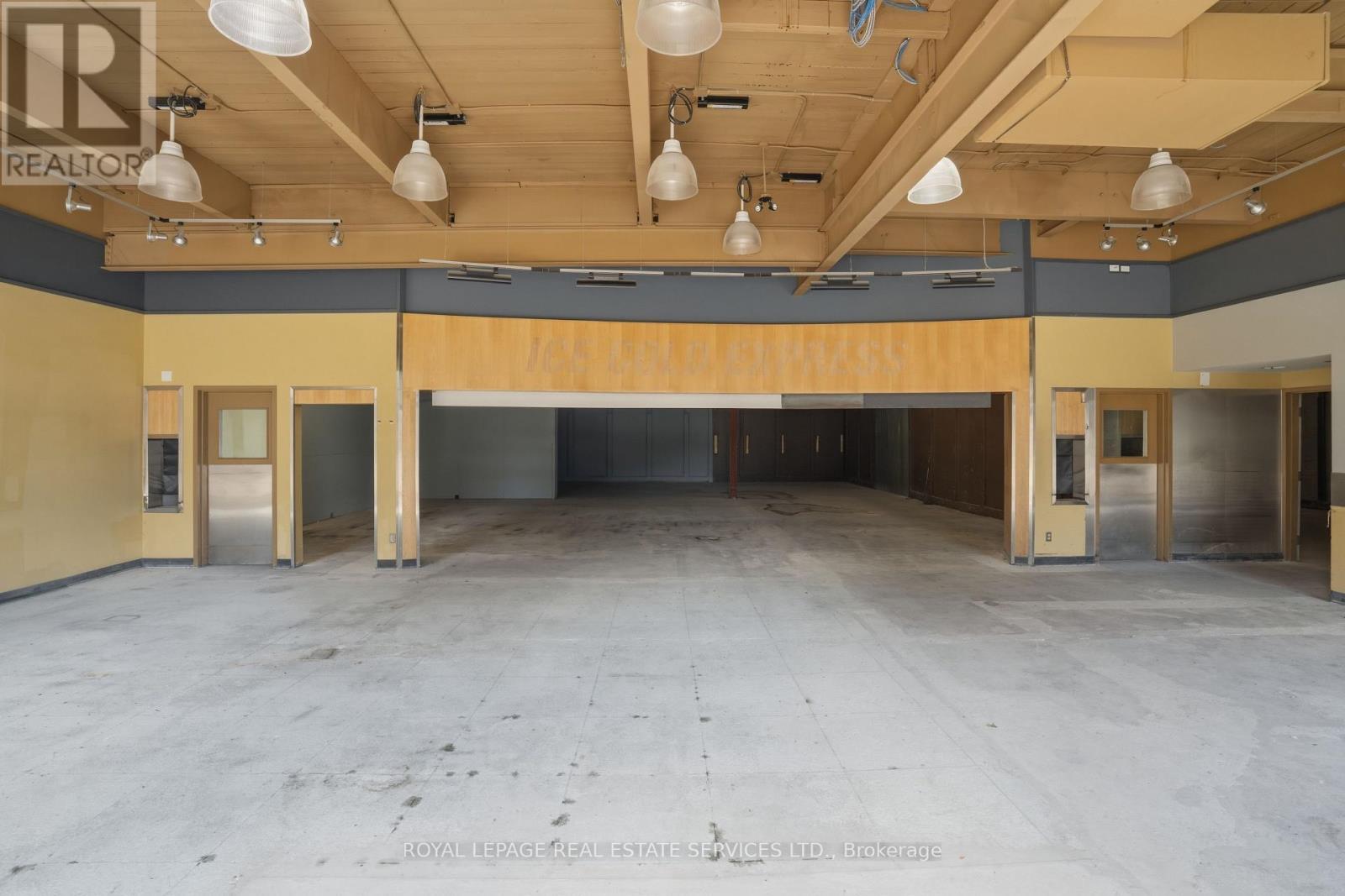 












51 MILLSIDE DRIVE

,
Milton,




Ontario
L9T1S8

