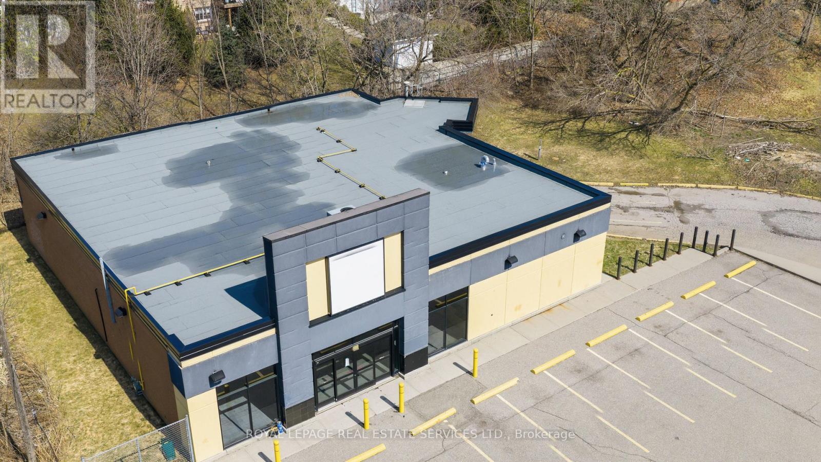 












51 MILLSIDE DRIVE

,
Milton,




Ontario
L9T1S8

