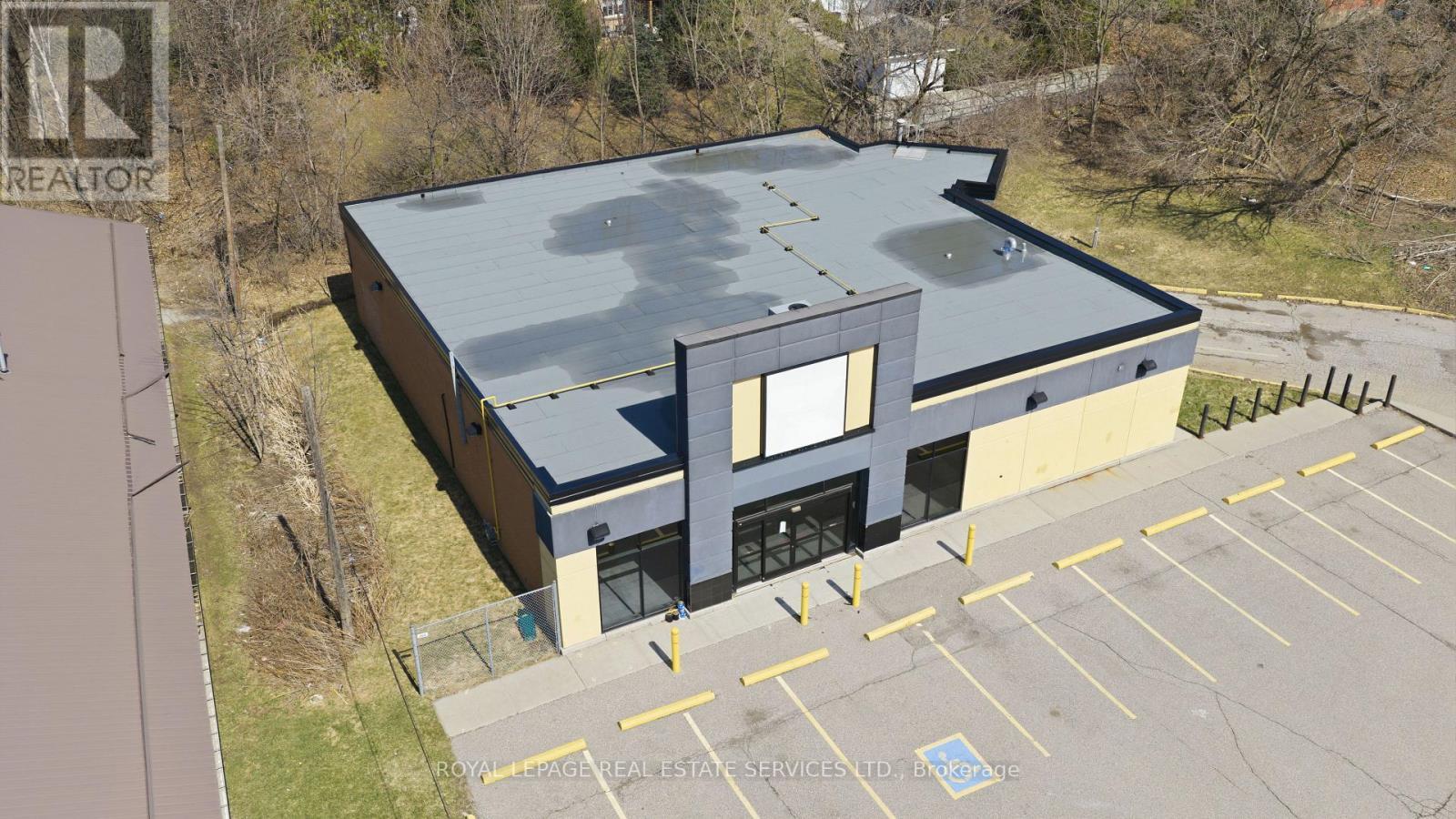 












51 MILLSIDE DRIVE

,
Milton,




Ontario
L9T1S8

