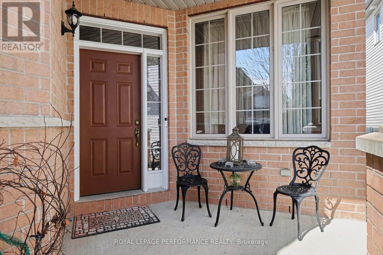 












2202 CLENDENAN CRESCENT

,
Ottawa,




Ontario
K4A4S8

