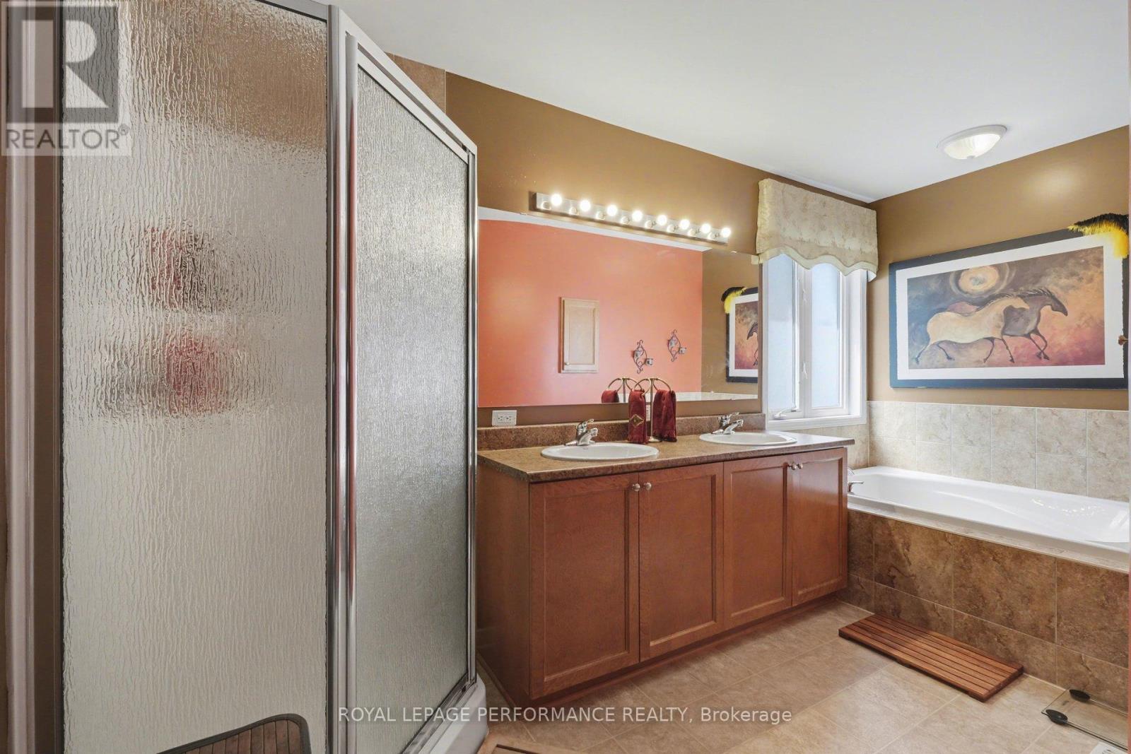 












2202 CLENDENAN CRESCENT

,
Ottawa,




Ontario
K4A4S8

