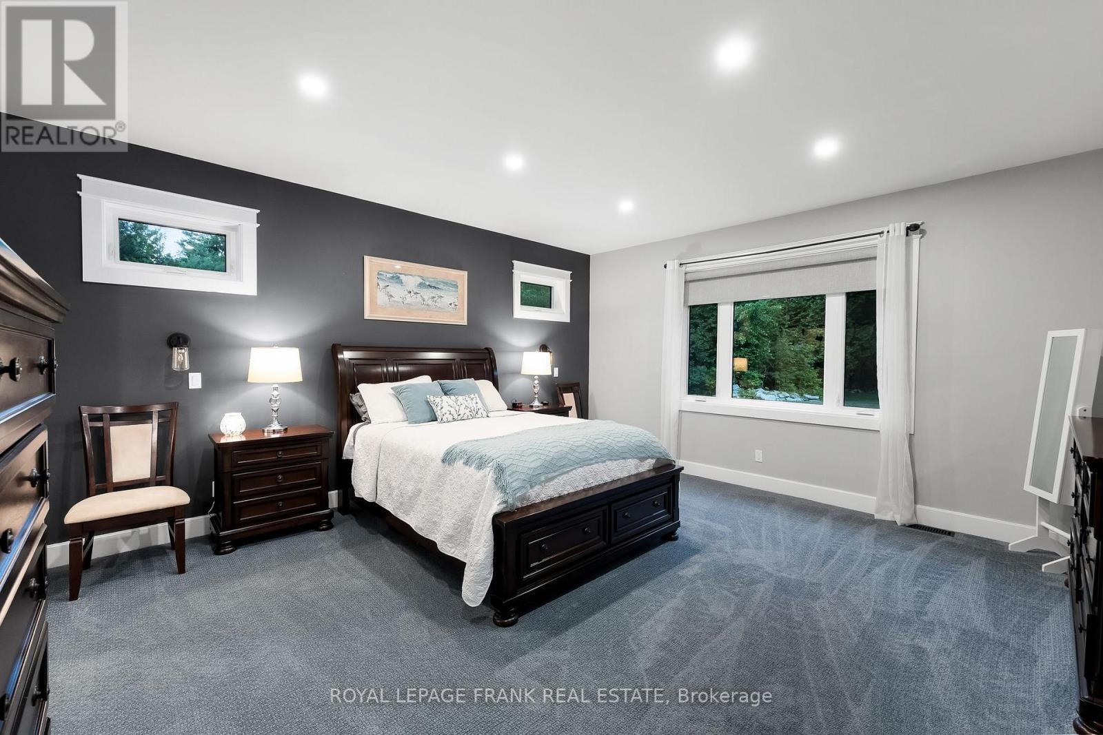 












975 RAY ROAD

,
Centre Hastings,




Ontario
K0K2K0


