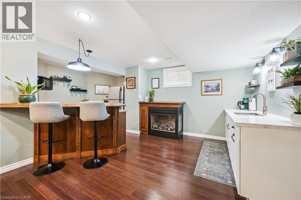 












111 MUSCOVEY Drive

,
Elmira,




Ontario
N3B3P7


