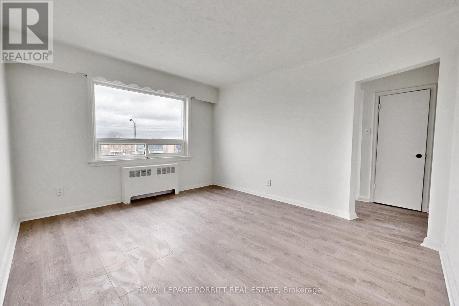 












2633 EGLINTON AVENUE E

,
Toronto,




Ontario
M1K2S2

