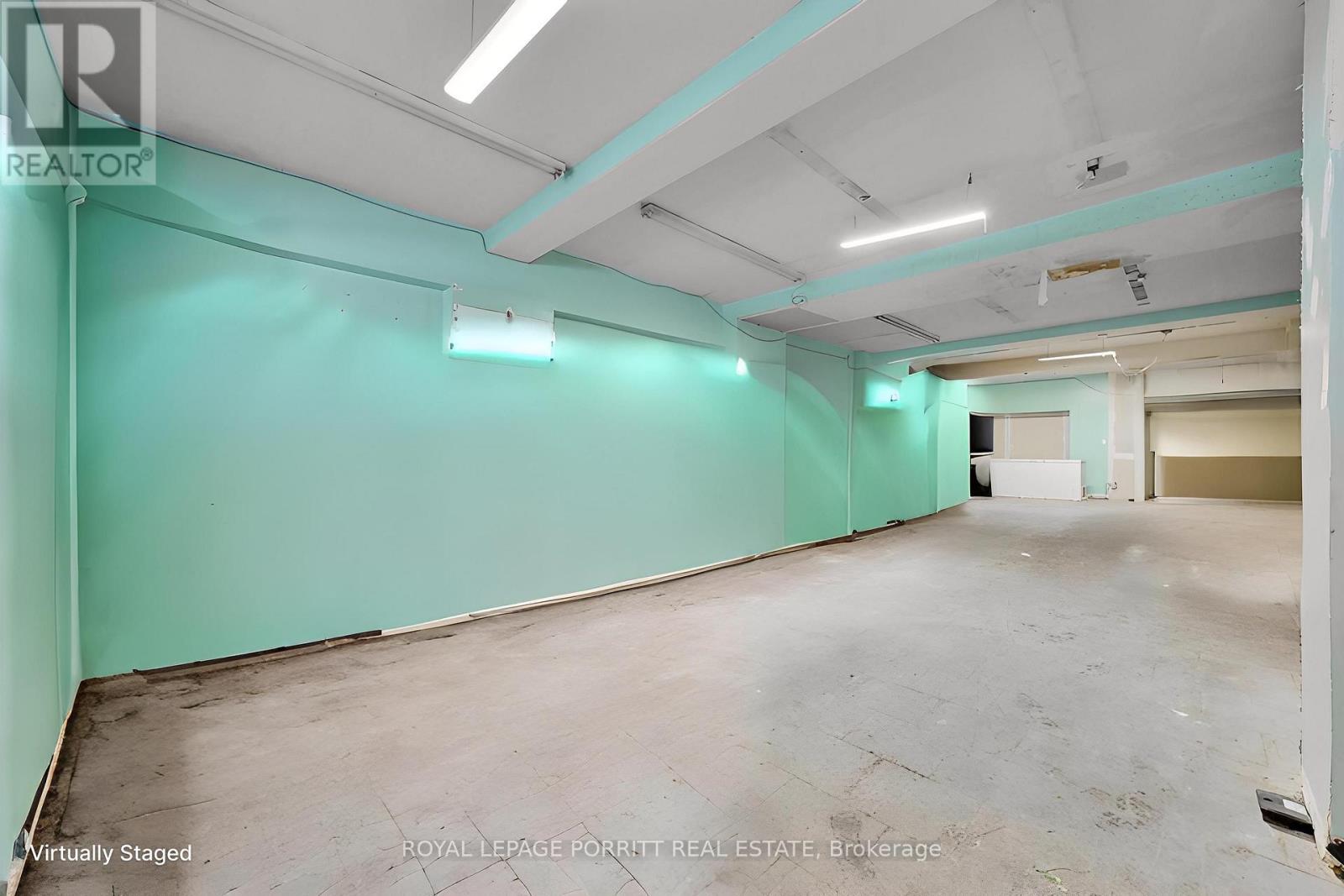 












2633 EGLINTON AVENUE E

,
Toronto,




Ontario
M1K2S2

