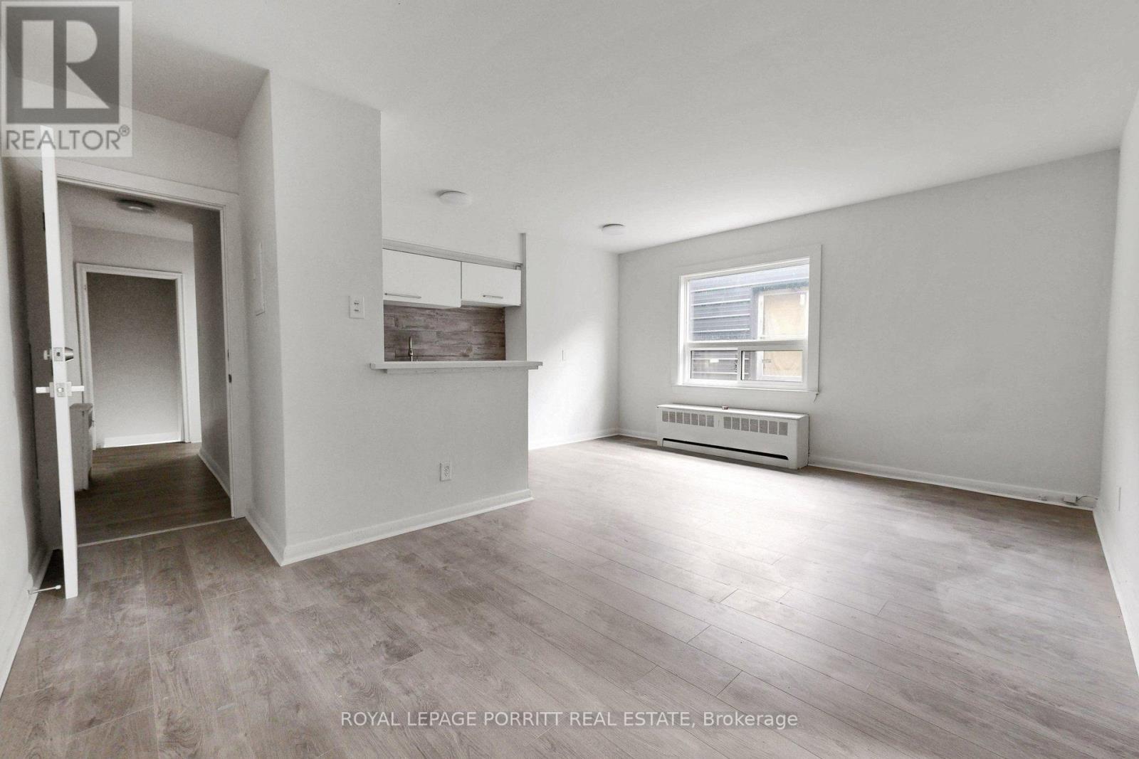 












2633 EGLINTON AVENUE E

,
Toronto,




Ontario
M1K2S2

