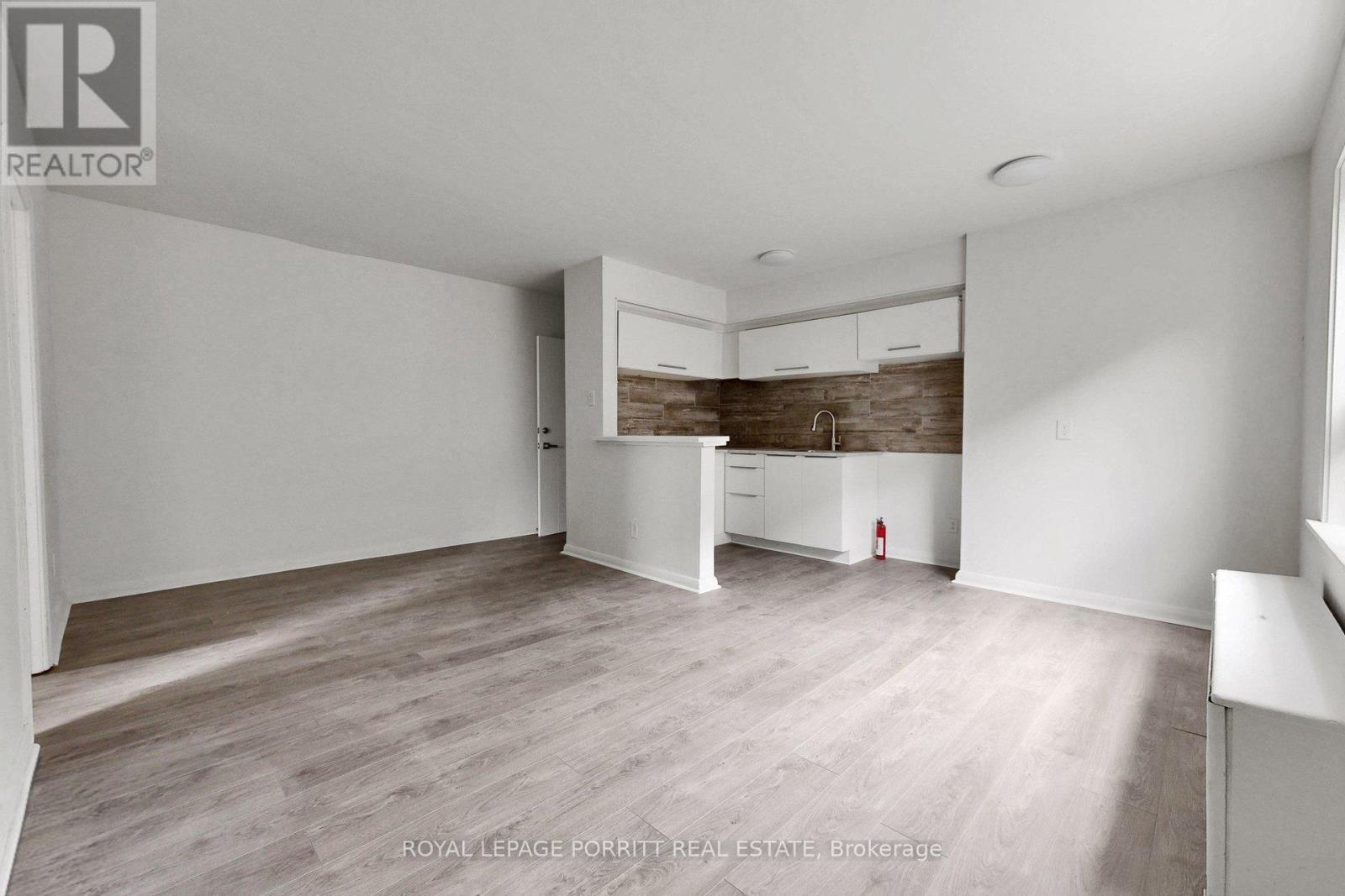 












2633 EGLINTON AVENUE E

,
Toronto,




Ontario
M1K2S2

