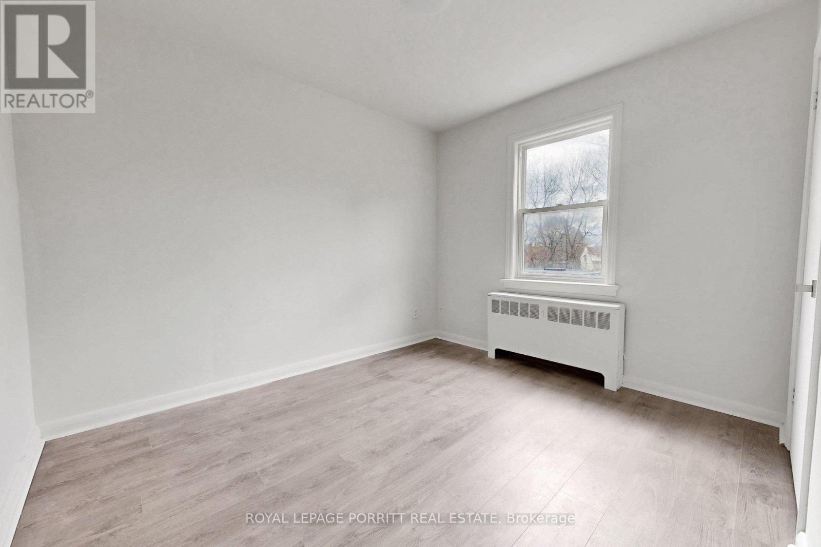 












2633 EGLINTON AVENUE E

,
Toronto,




Ontario
M1K2S2

