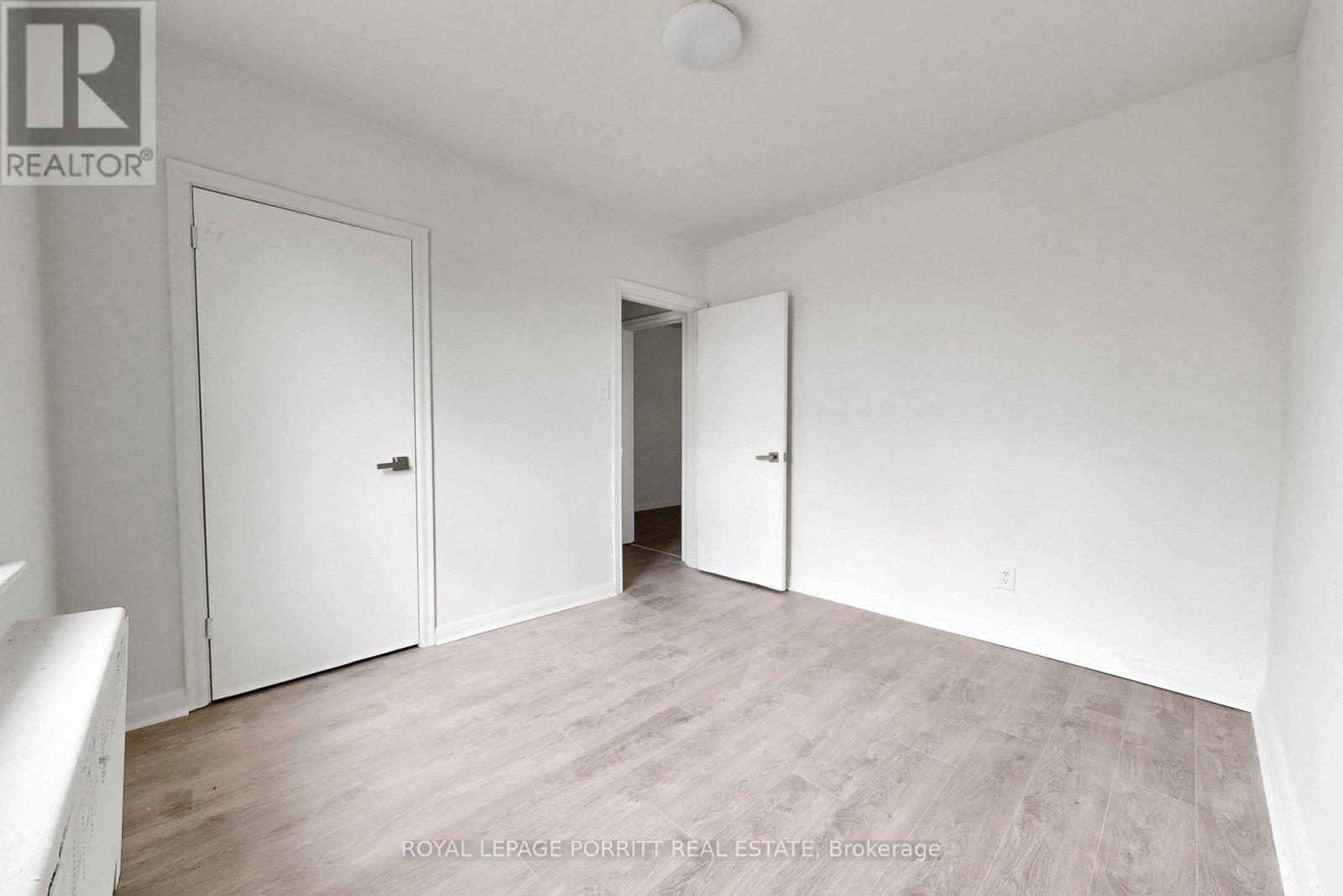 












2633 EGLINTON AVENUE E

,
Toronto,




Ontario
M1K2S2

