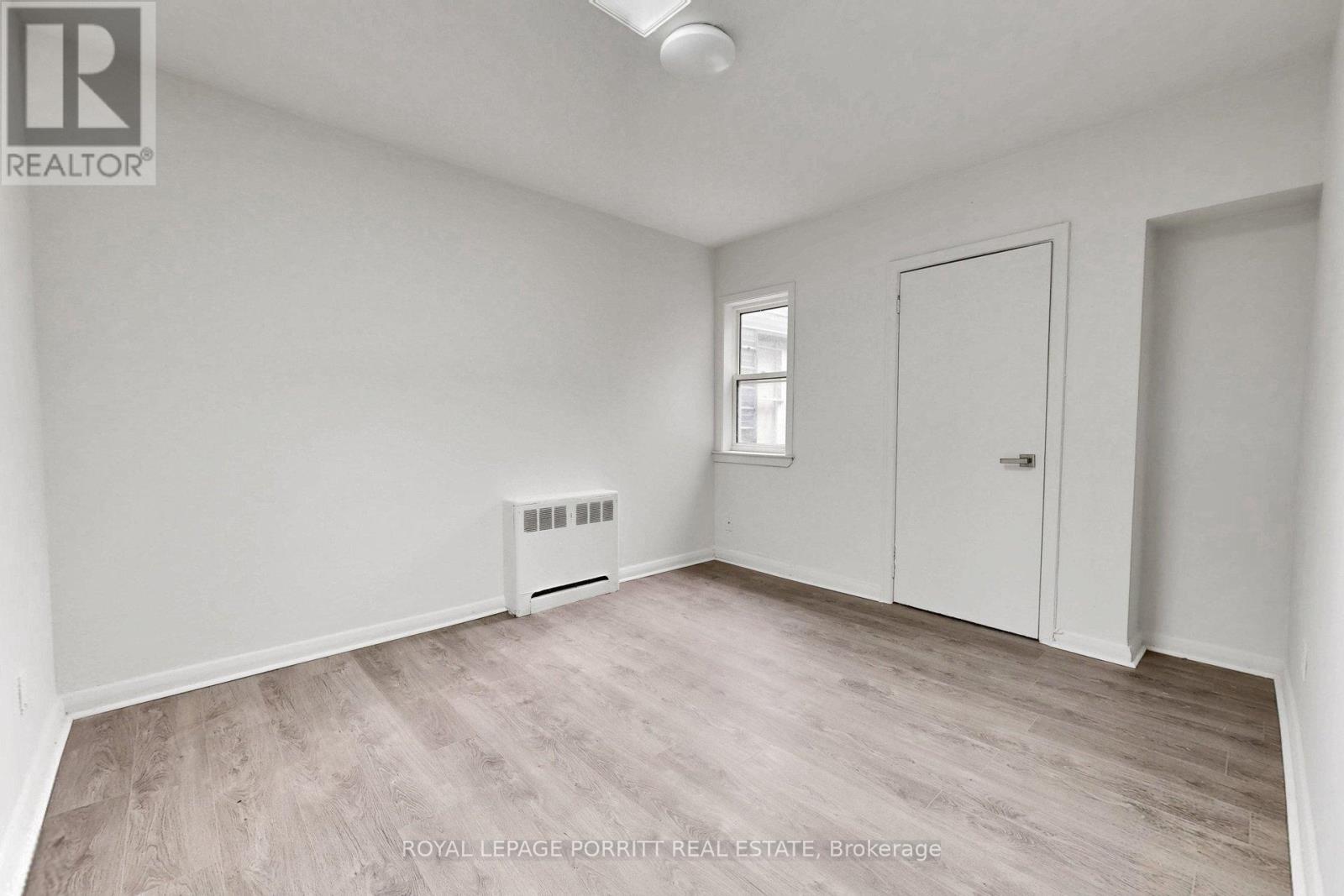 












2633 EGLINTON AVENUE E

,
Toronto,




Ontario
M1K2S2

