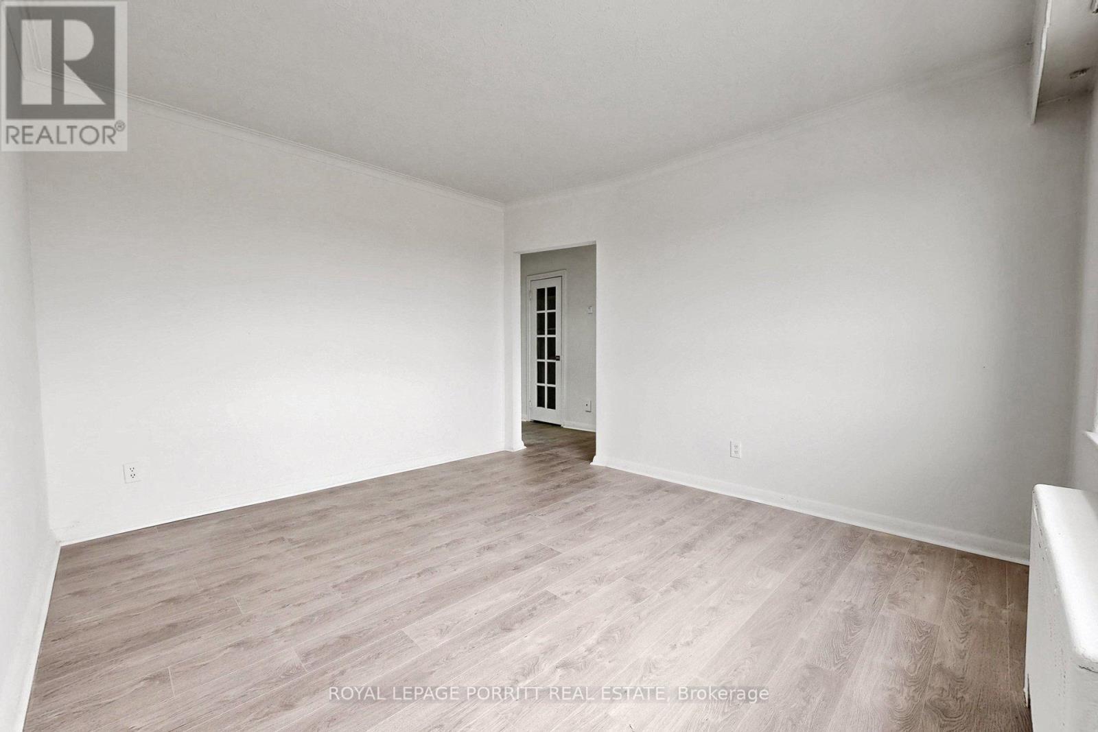 












2633 EGLINTON AVENUE E

,
Toronto,




Ontario
M1K2S2

