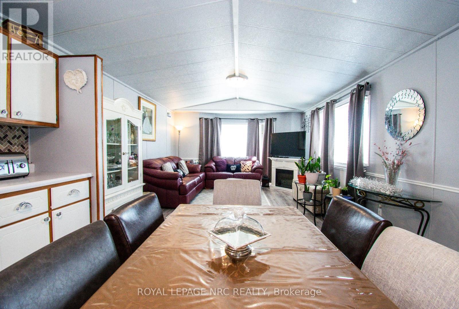 












83 - 3033 TOWNLINE ROAD

,
Fort Erie (Black Creek),




Ontario
L0S1S0

