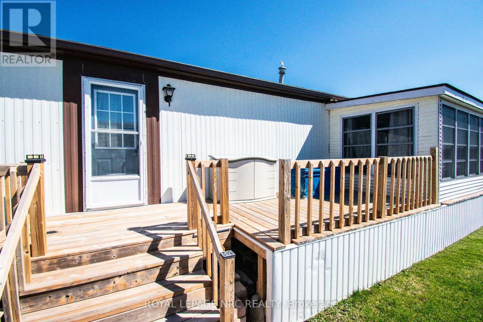 












83 - 3033 TOWNLINE ROAD

,
Fort Erie (Black Creek),




Ontario
L0S1S0

