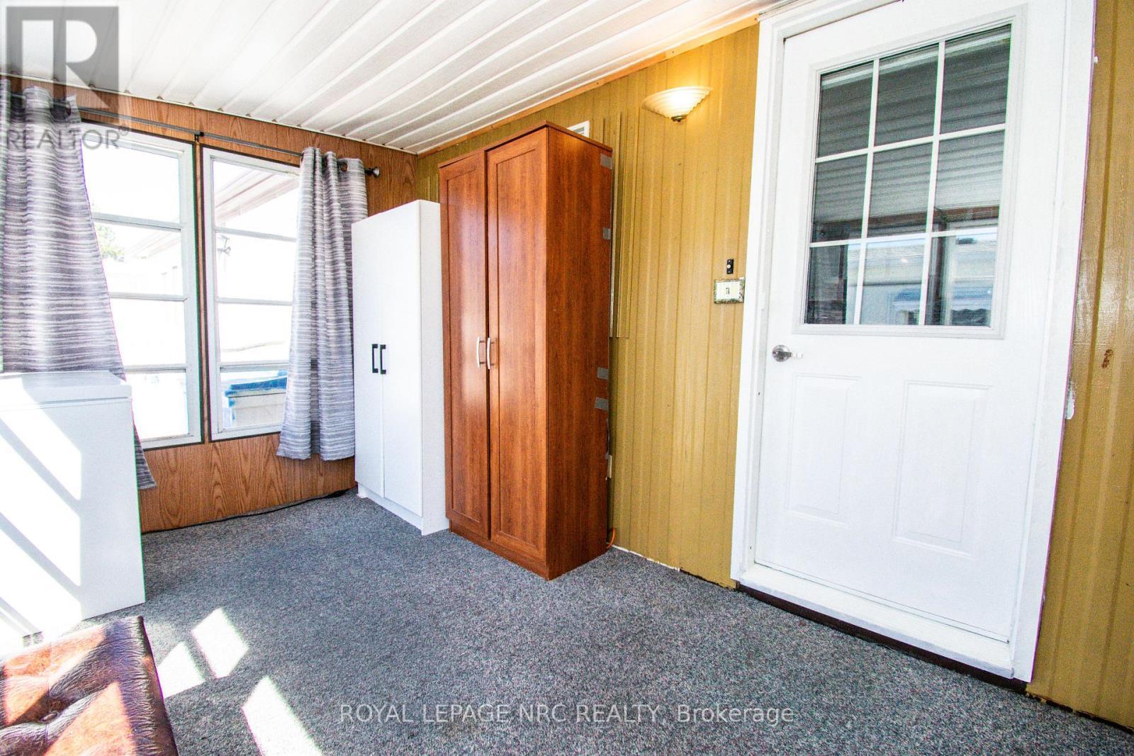 












83 - 3033 TOWNLINE ROAD

,
Fort Erie (Black Creek),




Ontario
L0S1S0

