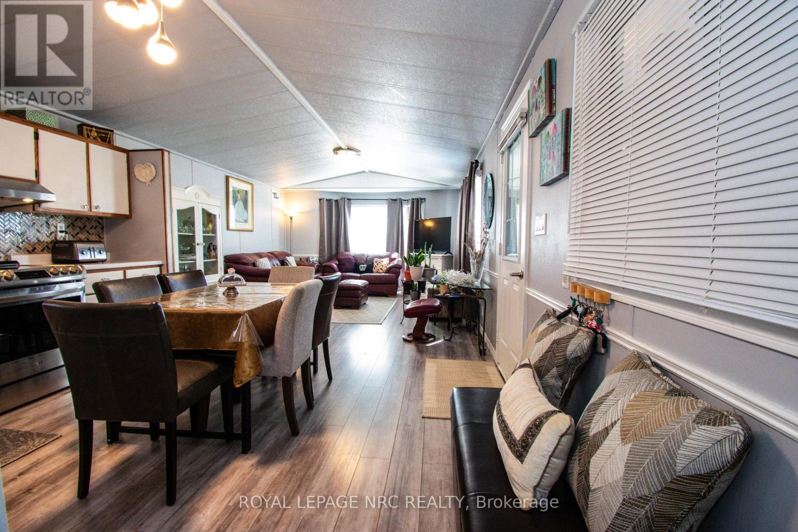 












83 - 3033 TOWNLINE ROAD

,
Fort Erie (Black Creek),




Ontario
L0S1S0

