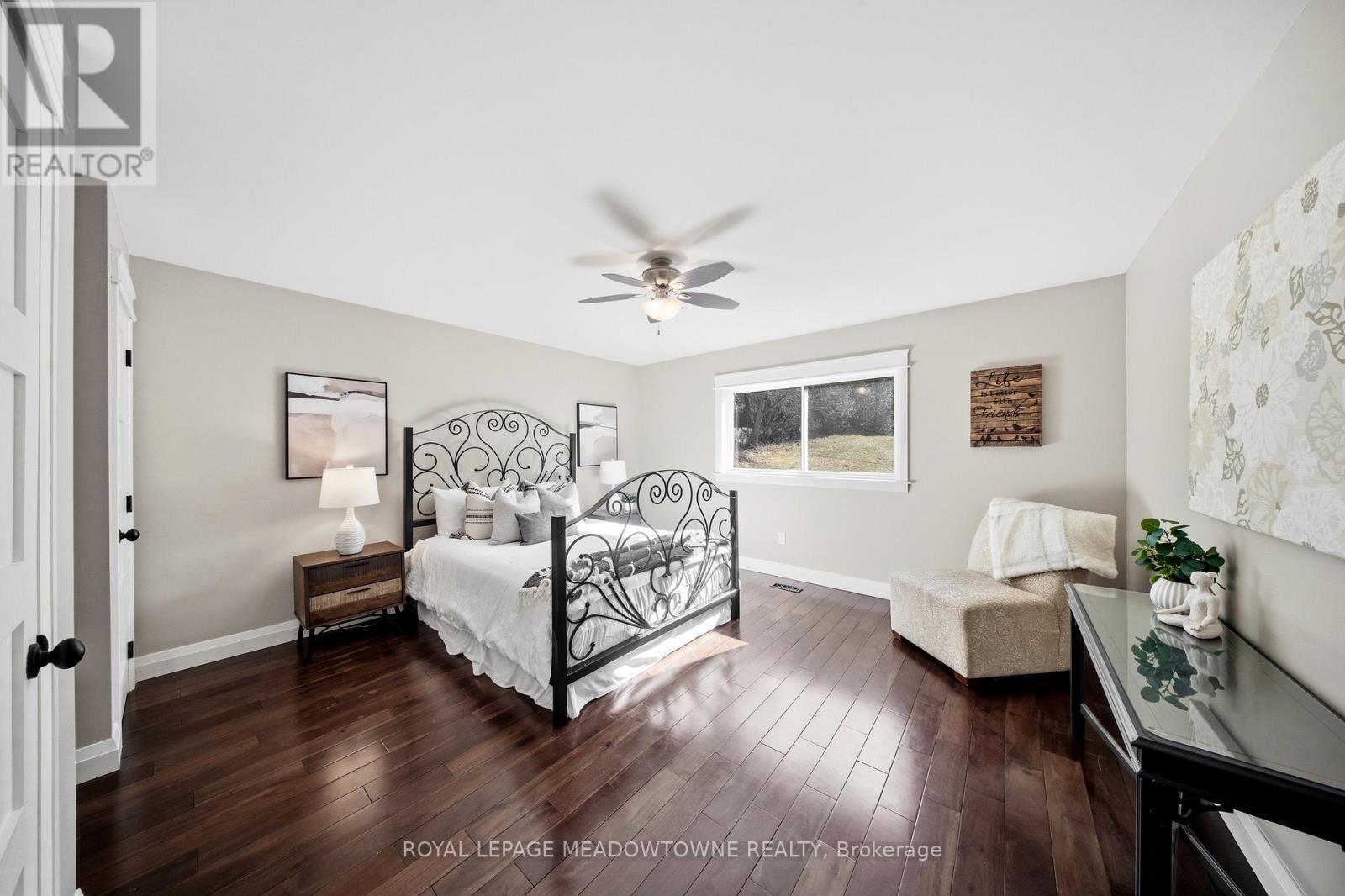 












254 MAIN STREET S

,
Halton Hills,




Ontario
L7G4S5

