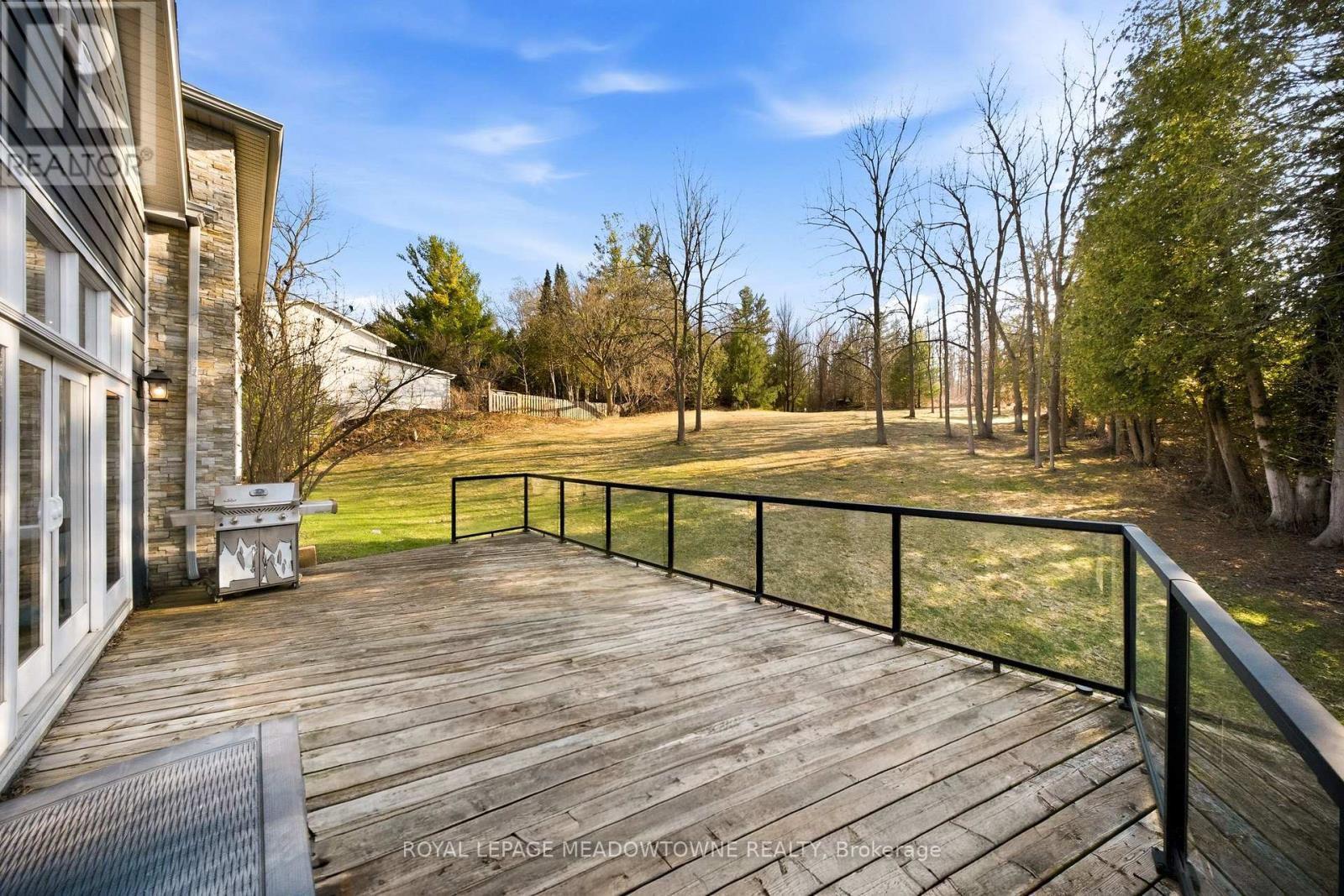 












254 MAIN STREET S

,
Halton Hills,




Ontario
L7G4S5

