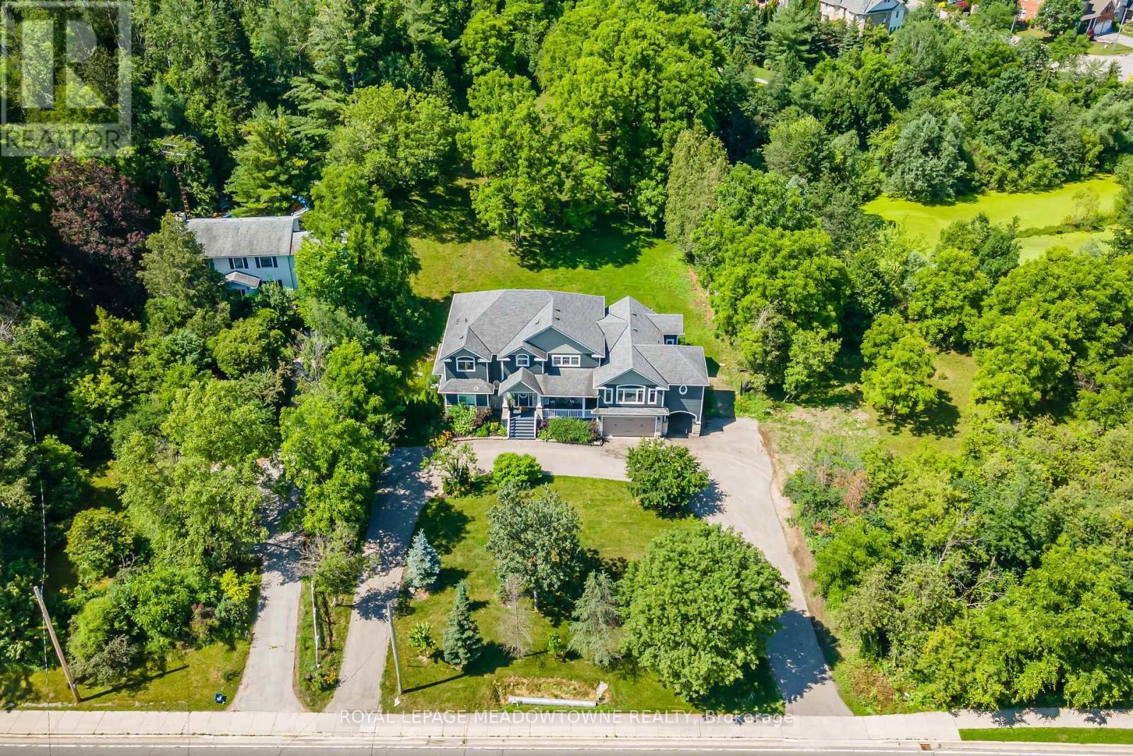 












254 MAIN STREET S

,
Halton Hills,




Ontario
L7G4S5


