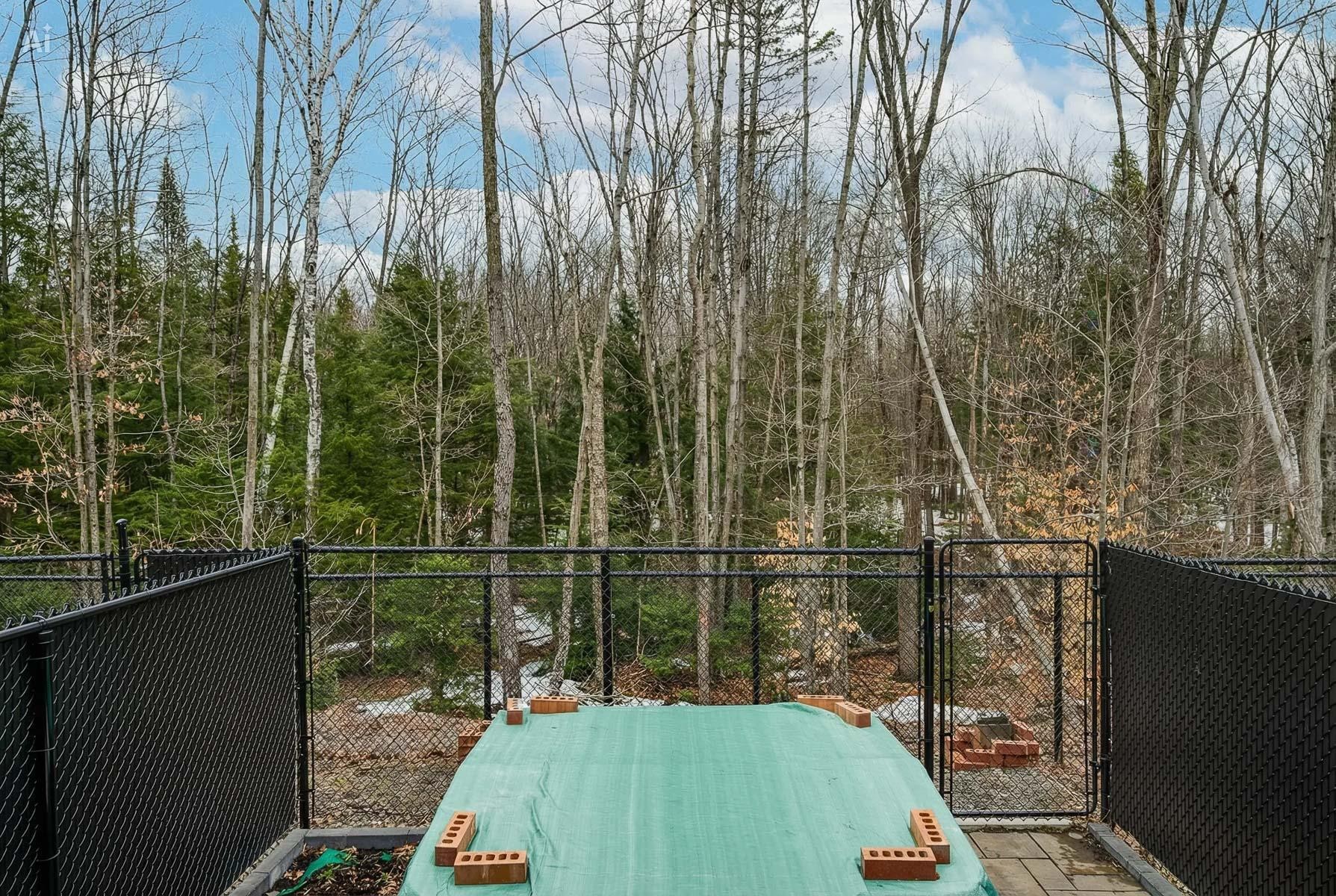 









1354


Rue Custine

,
Saint-Jérôme,




QC
J7Z0K5

