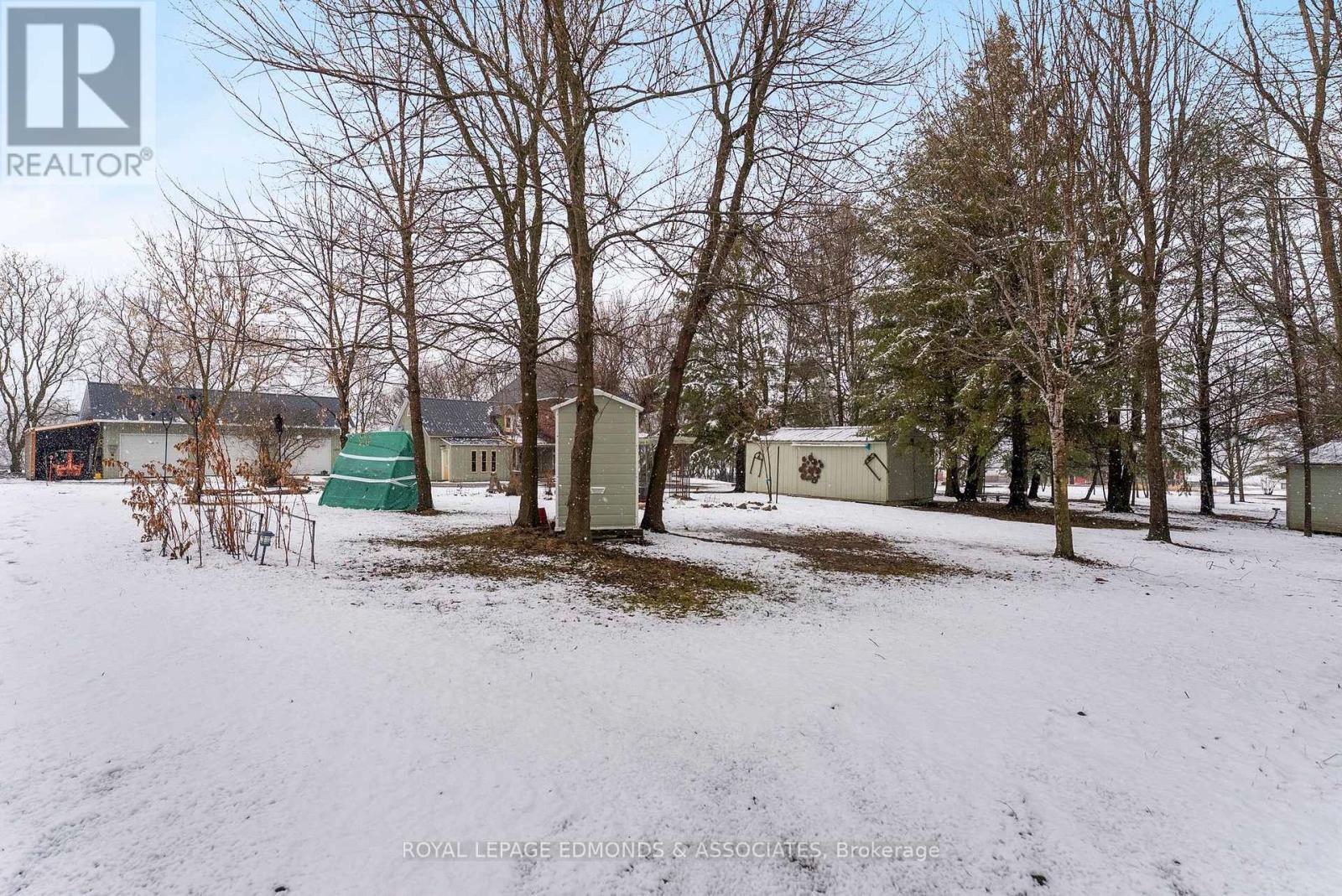 












2061 KERR LINE

,
Whitewater Region,




Ontario
K0J1V0


