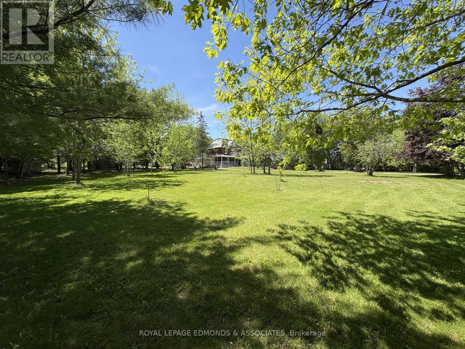 












2061 KERR LINE

,
Whitewater Region,




Ontario
K0J1V0


