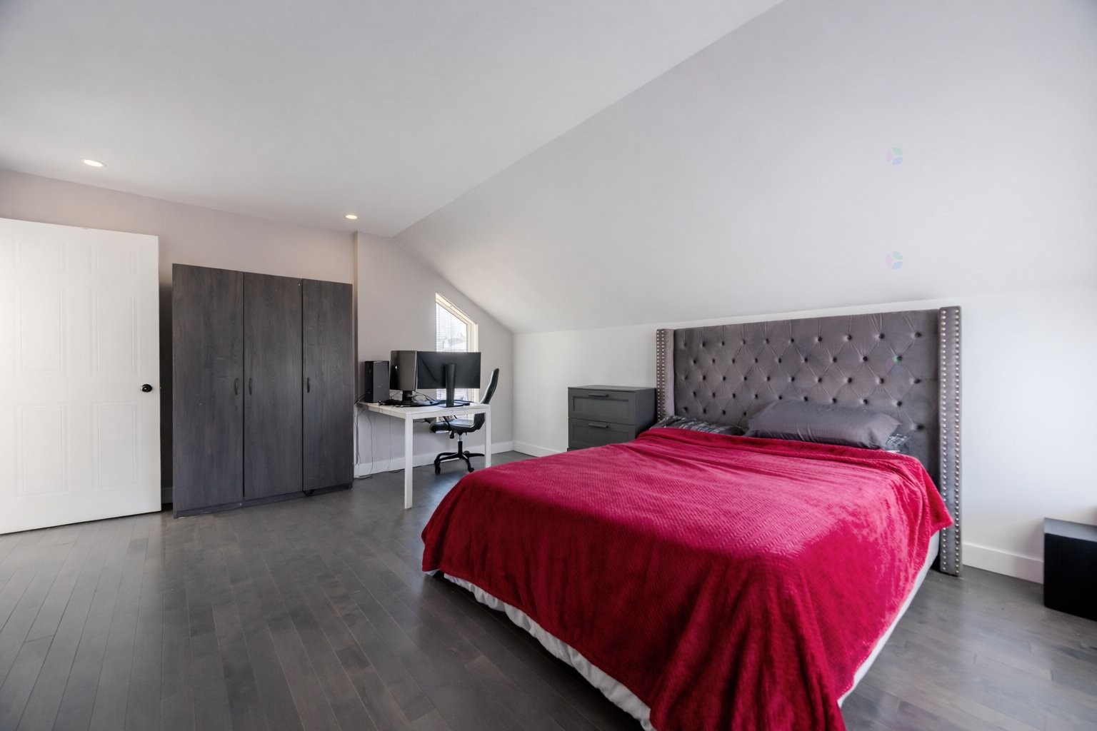 









5000


Rue Trépanier

,
Montréal (Pierrefonds-Roxboro),




QC
H9K1J3

