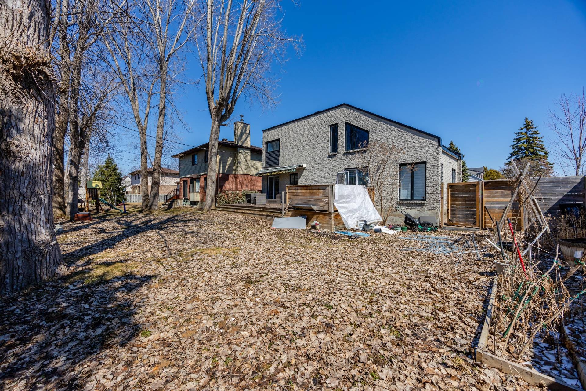 









5000


Rue Trépanier

,
Montréal (Pierrefonds-Roxboro),




QC
H9K1J3

