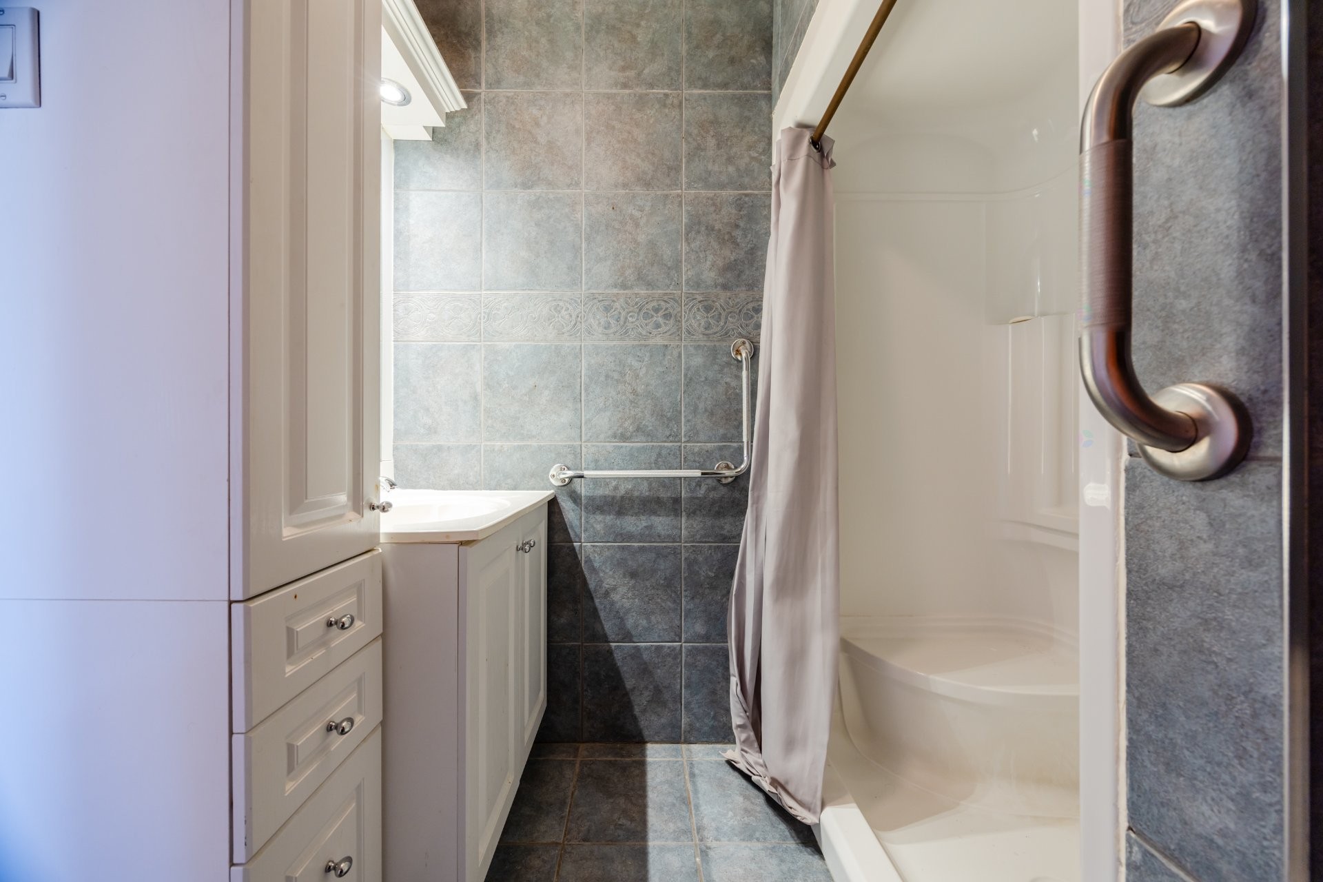 









2384


Ch. du Bord-du-Lac

,
Montréal (L'Île-Bizard/Sainte-Geneviève),




QC
H9C1B1

