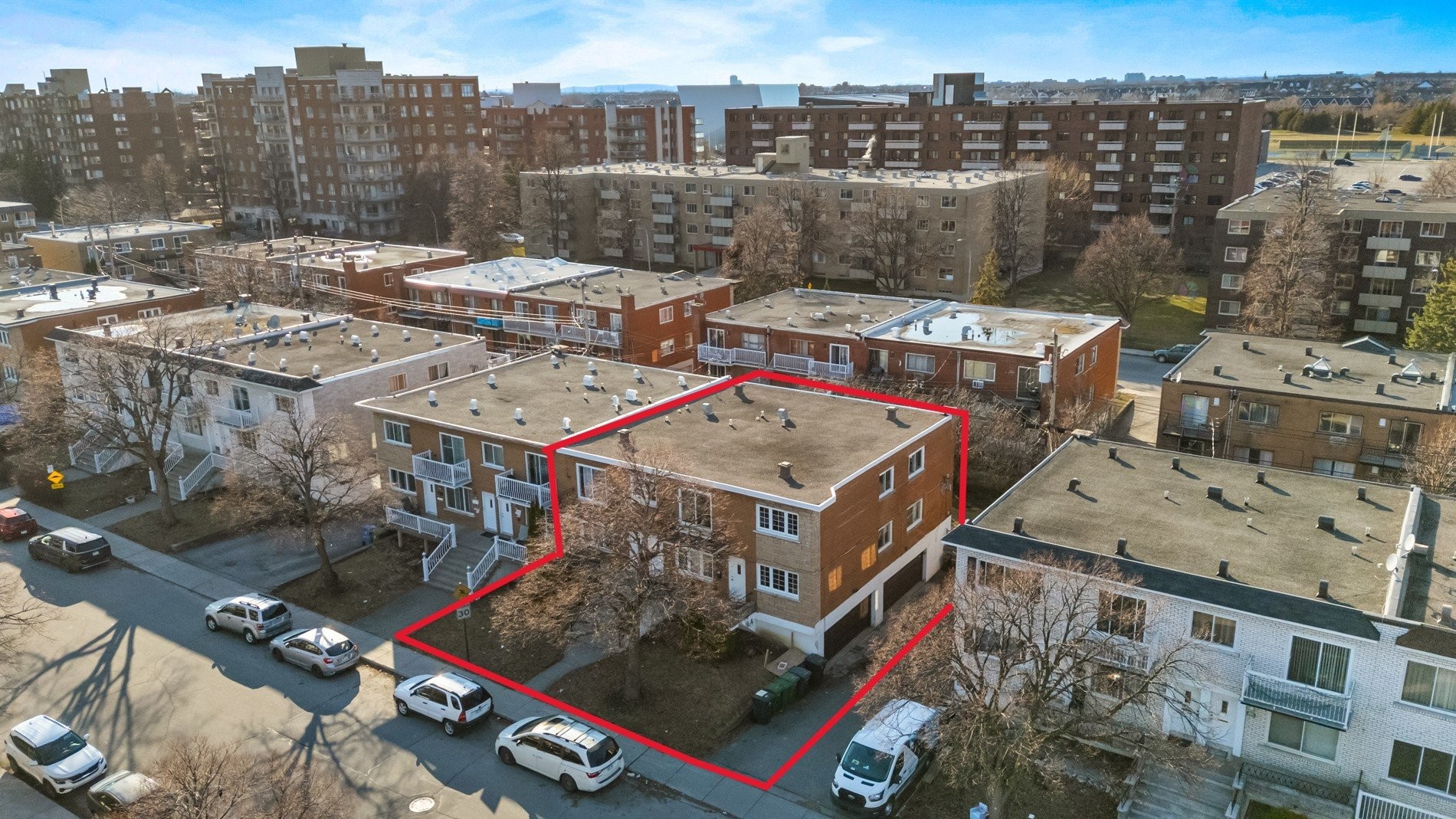 









2365

 - 2369


Rue Hufford

,
Montréal (Saint-Laurent),




QC
H4R1L3

