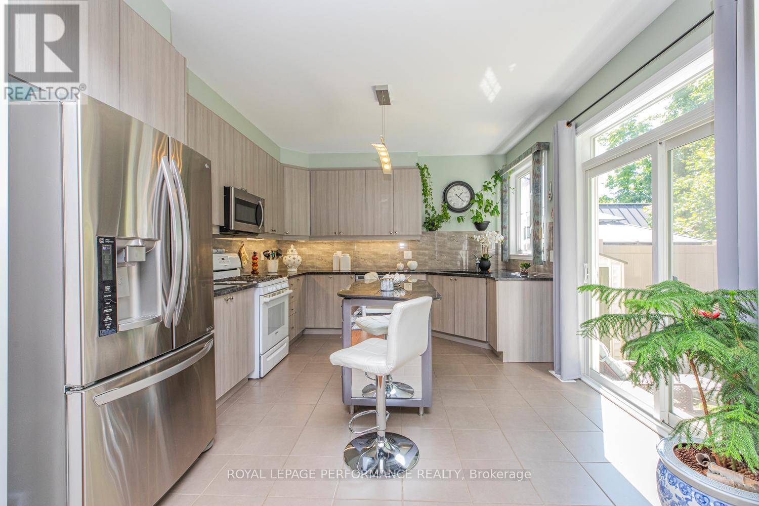 












30 SUMMITVIEW DRIVE

,
Ottawa,




Ontario
K2M2V9

