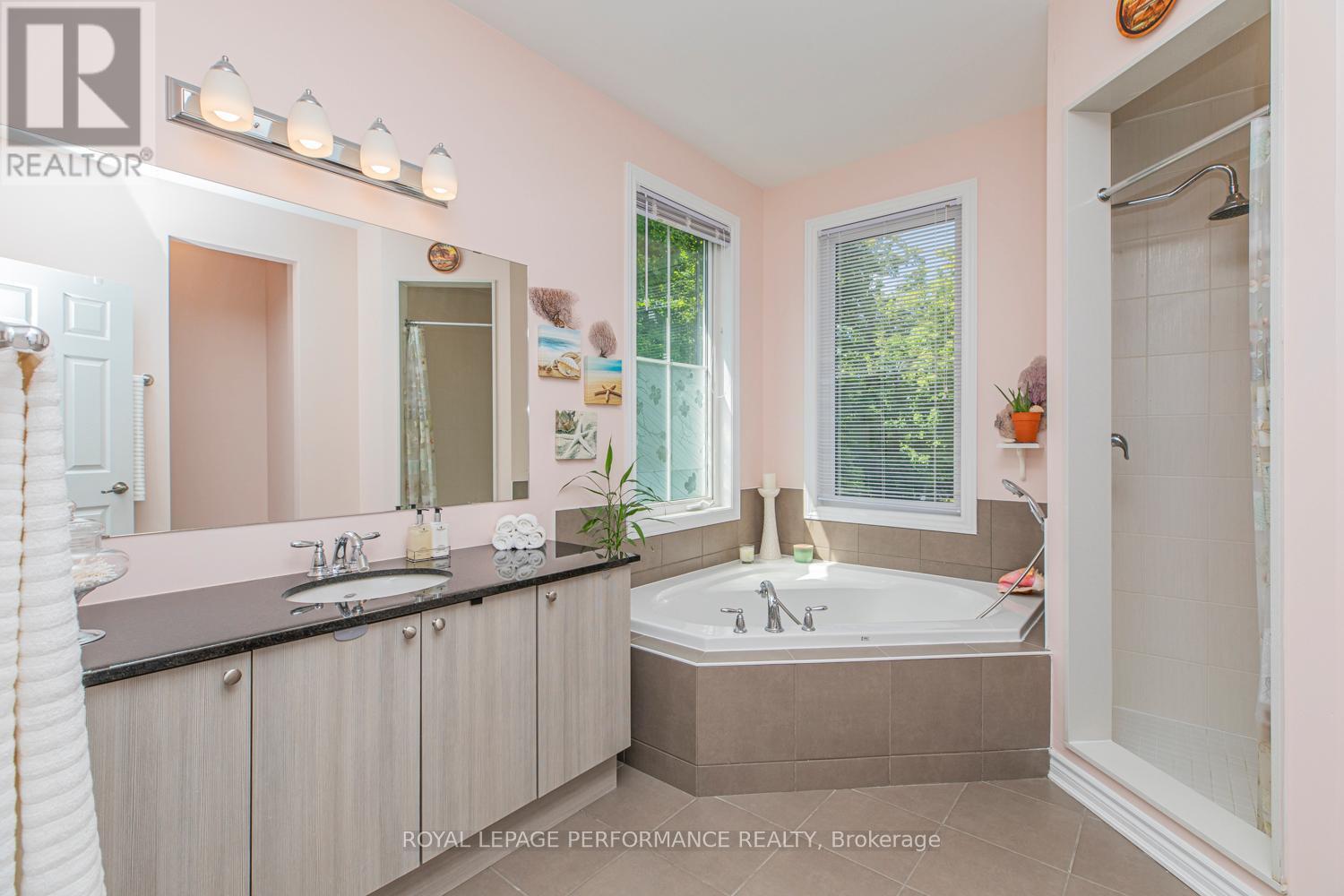 












30 SUMMITVIEW DRIVE

,
Ottawa,




Ontario
K2M2V9


