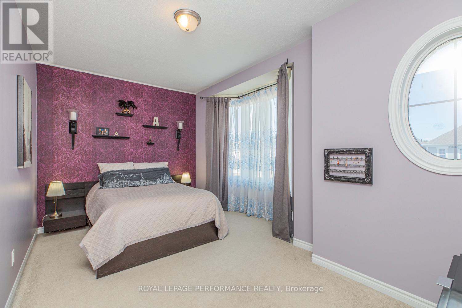 












30 SUMMITVIEW DRIVE

,
Ottawa,




Ontario
K2M2V9

