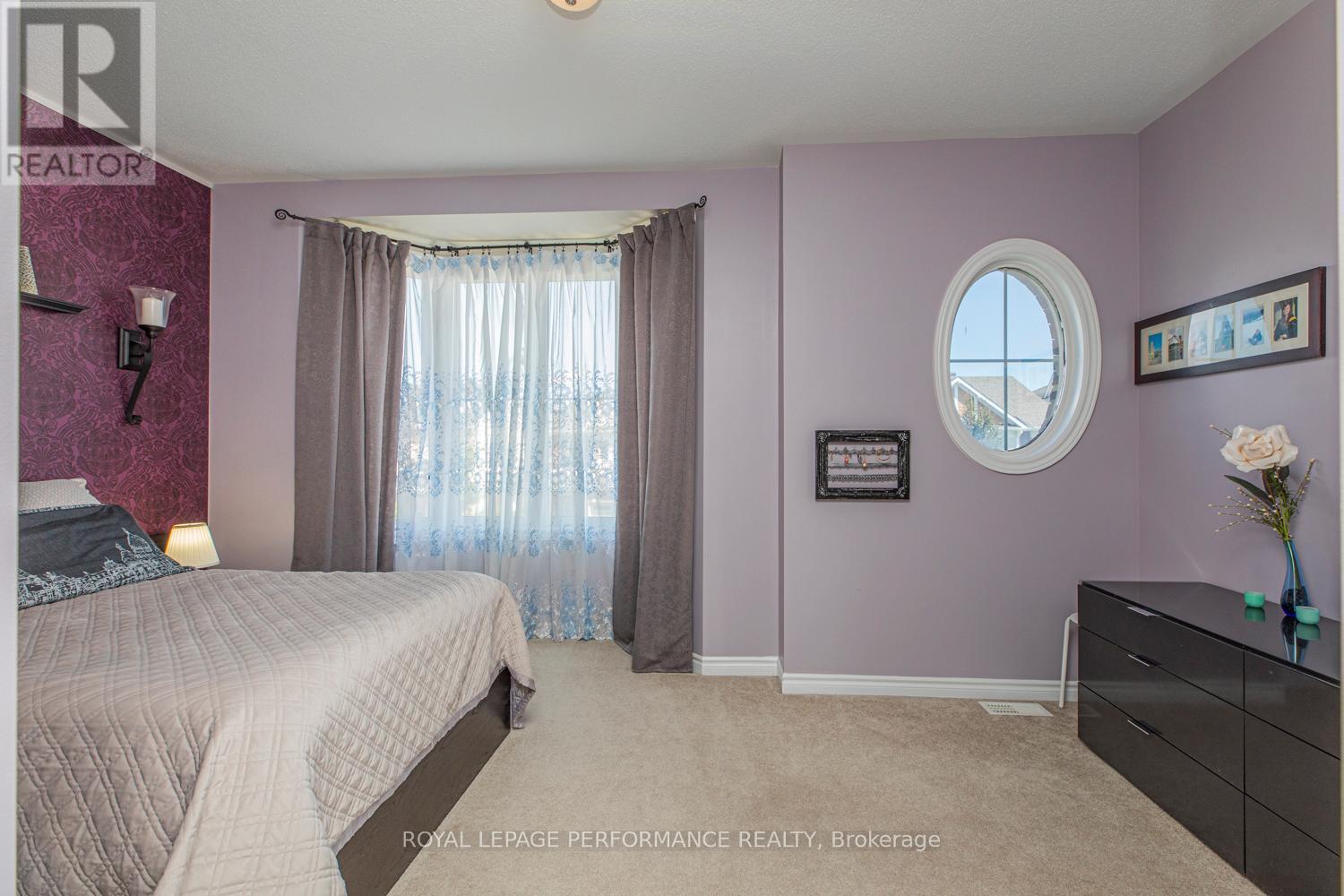 












30 SUMMITVIEW DRIVE

,
Ottawa,




Ontario
K2M2V9

