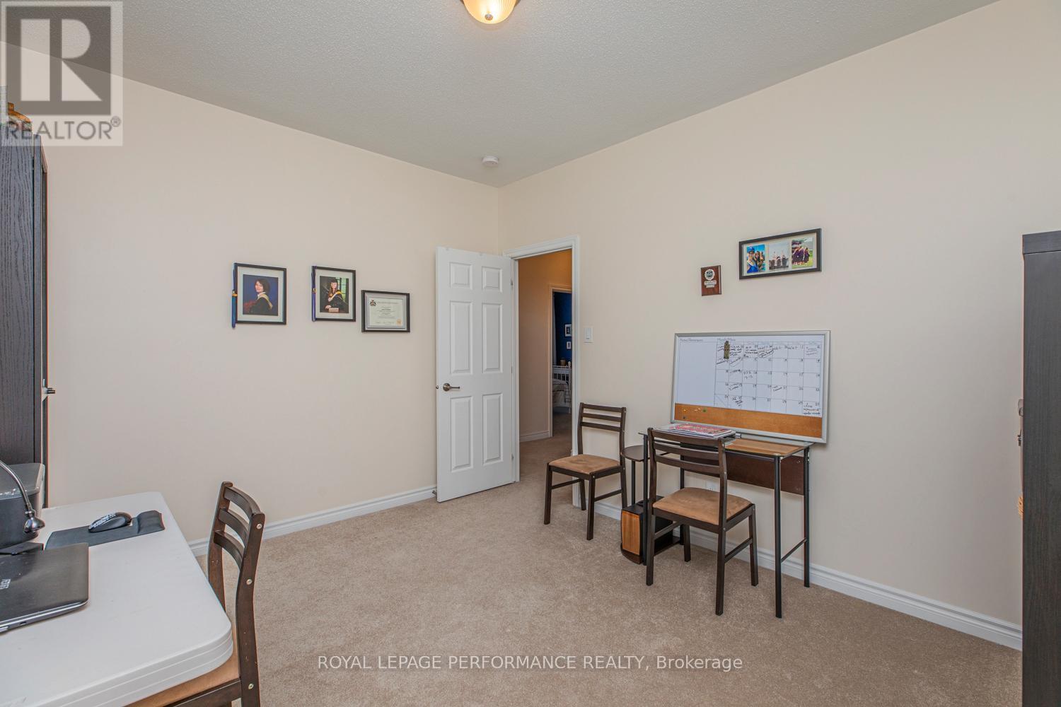 












30 SUMMITVIEW DRIVE

,
Ottawa,




Ontario
K2M2V9

