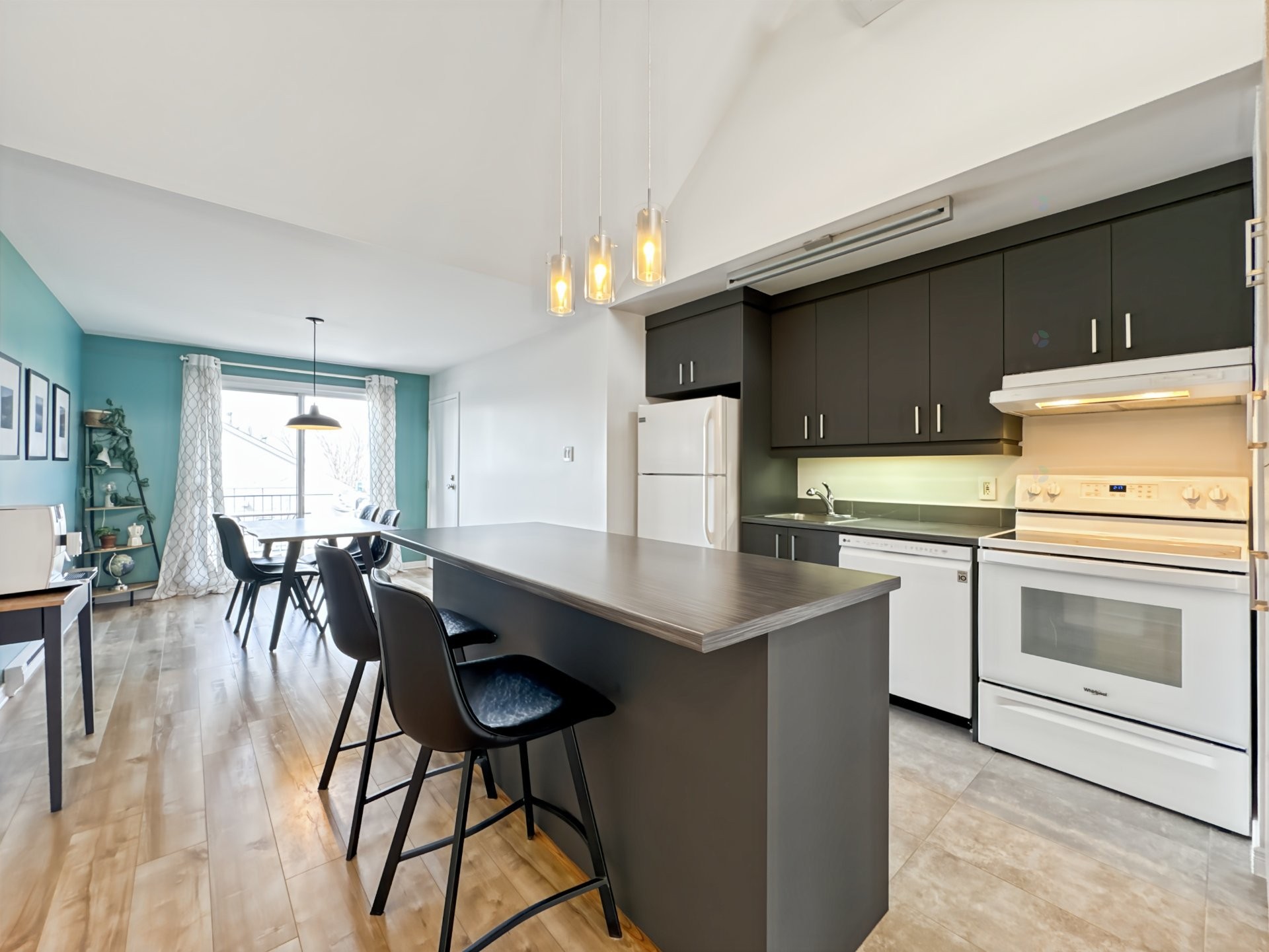 









947


Boul. Jean-Paul-Vincent

, 5,
Longueuil (Le Vieux-Longueuil),




QC
J4G1V1

