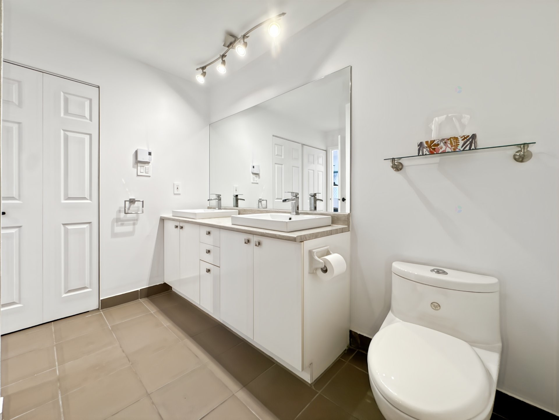









947


Boul. Jean-Paul-Vincent

, 5,
Longueuil (Le Vieux-Longueuil),




QC
J4G1V1

