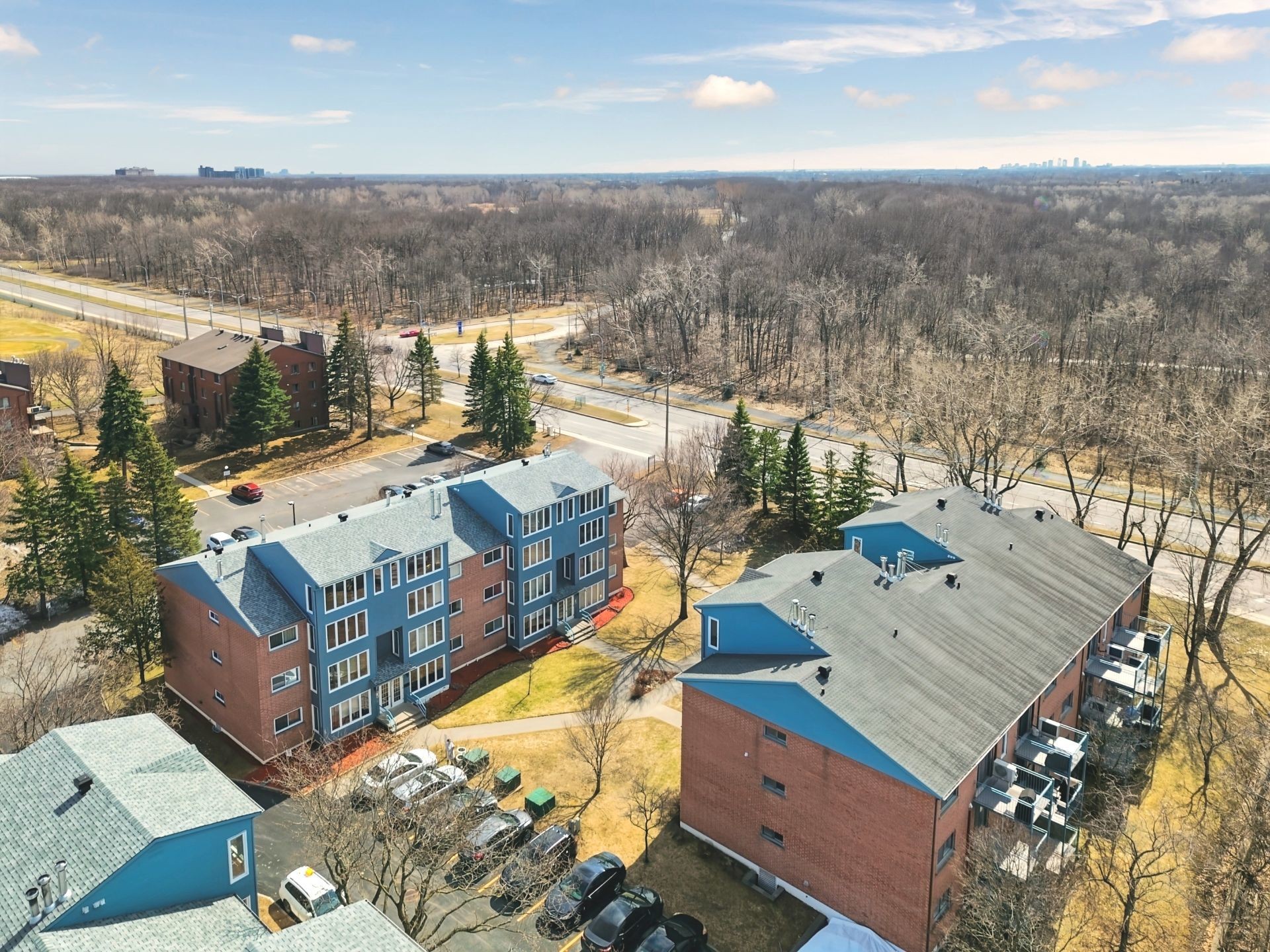 









947


Boul. Jean-Paul-Vincent

, 5,
Longueuil (Le Vieux-Longueuil),




QC
J4G1V1

