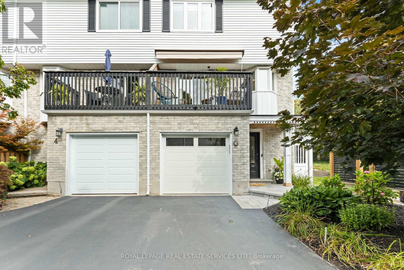 












5 - 2303 MARINE DRIVE

,
Oakville,




Ontario
L6L1C2

