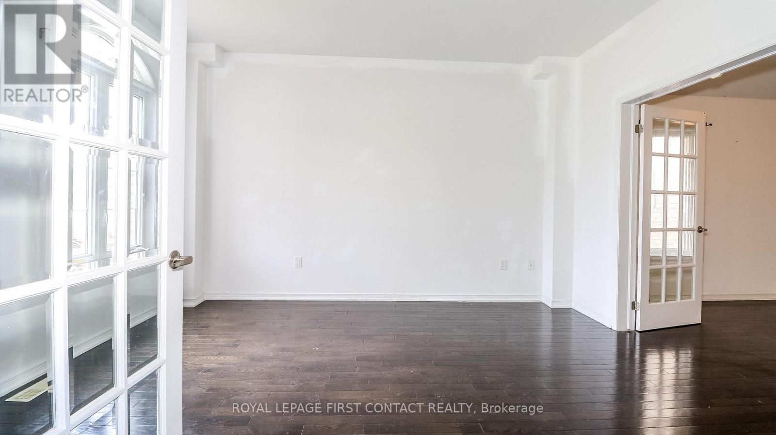 












1965 JANS BOULEVARD

,
Innisfil,




Ontario
L9S0L3

