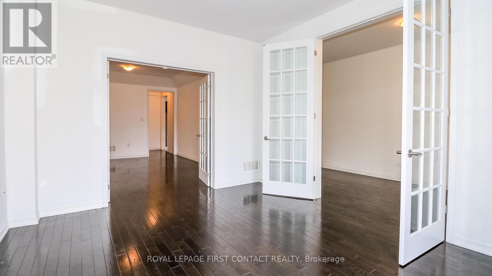 












1965 JANS BOULEVARD

,
Innisfil,




Ontario
L9S0L3

