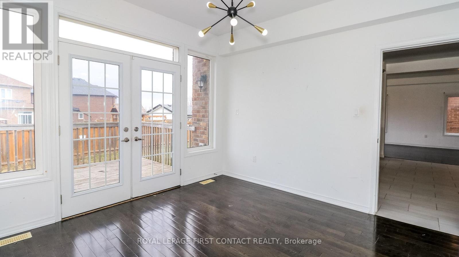 












1965 JANS BOULEVARD

,
Innisfil,




Ontario
L9S0L3

